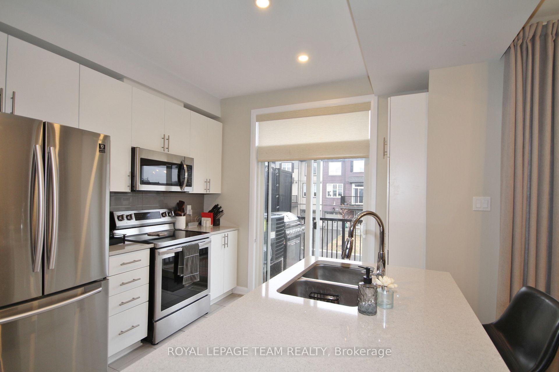 Photo 8 of 516 Galmoy Way, Ottawa, Barrhaven - Half Moon Bay — HOMEH