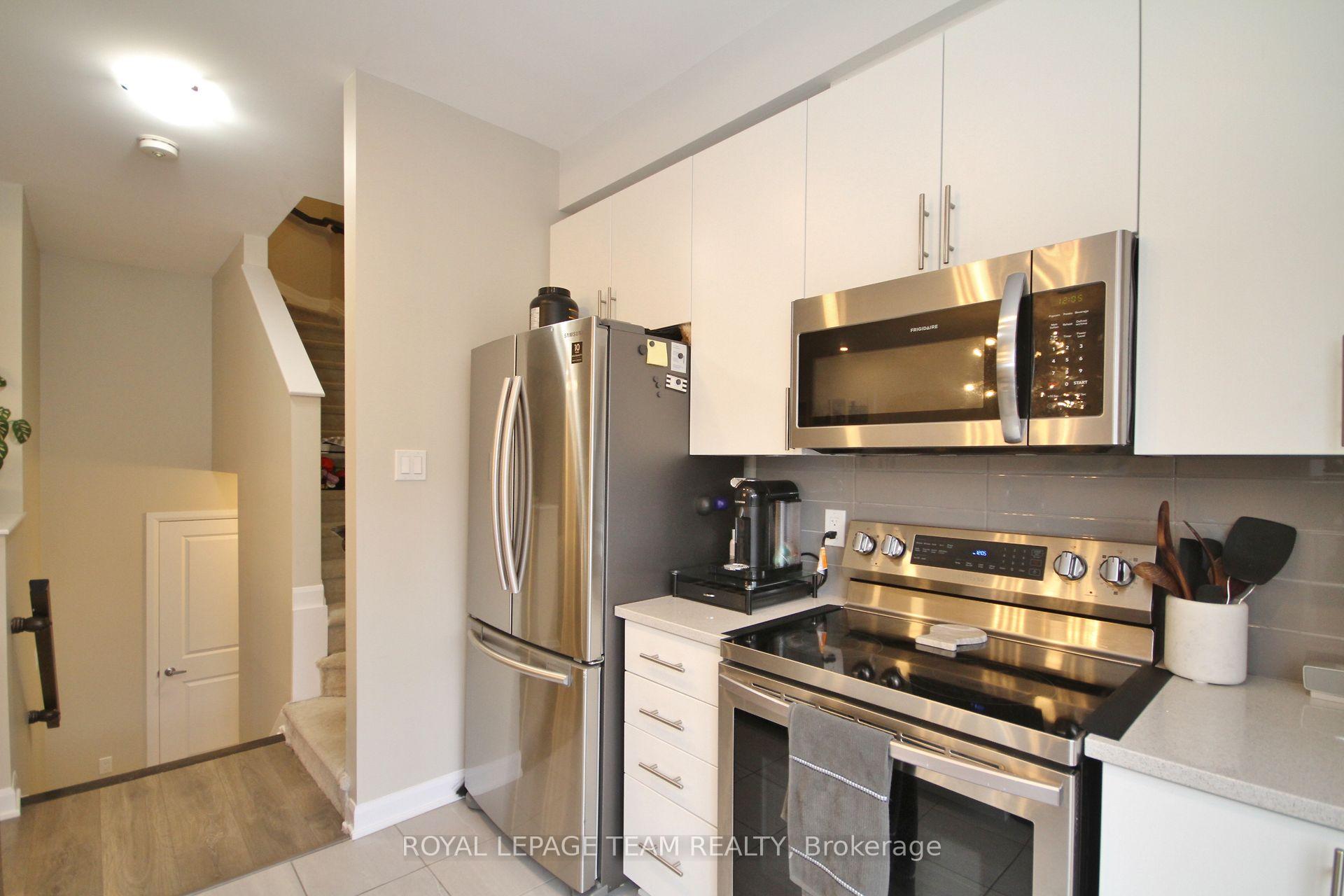 Photo 9 of 516 Galmoy Way, Ottawa, Barrhaven - Half Moon Bay — HOMEH