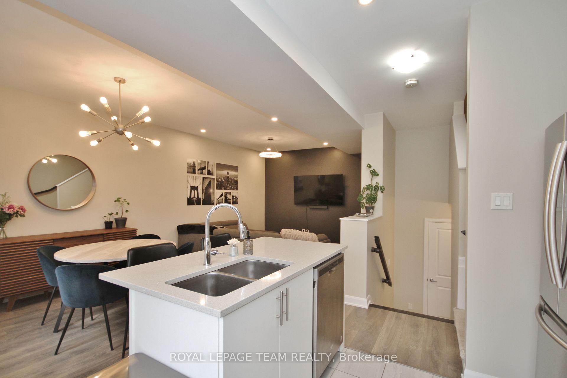 Photo 11 of 516 Galmoy Way, Ottawa, Barrhaven - Half Moon Bay — HOMEH