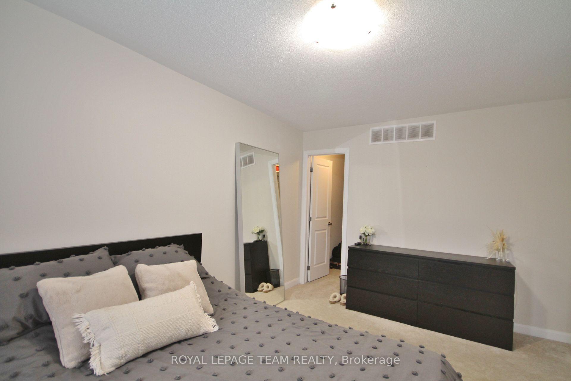 Photo 22 of 516 Galmoy Way, Ottawa, Barrhaven - Half Moon Bay — HOMEH