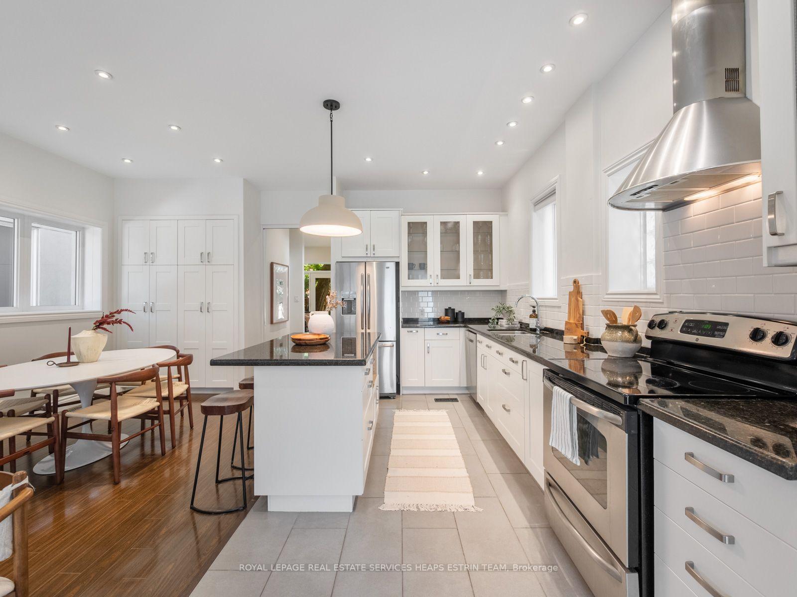 Photo 7 of 150 Airdrie Road, Toronto, Leaside — HOMEH