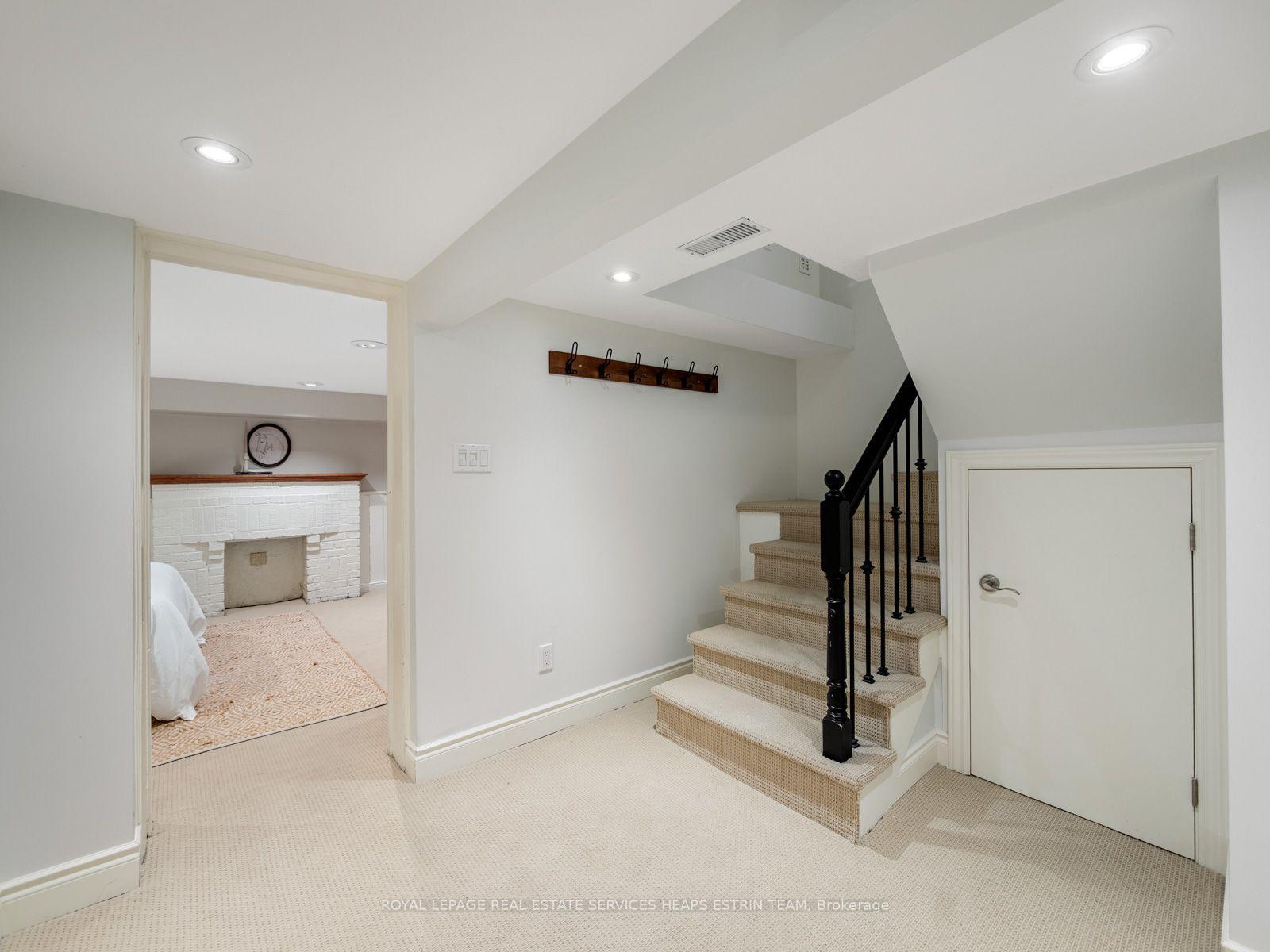 Photo 33 of 150 Airdrie Road, Toronto, Leaside — HOMEH
