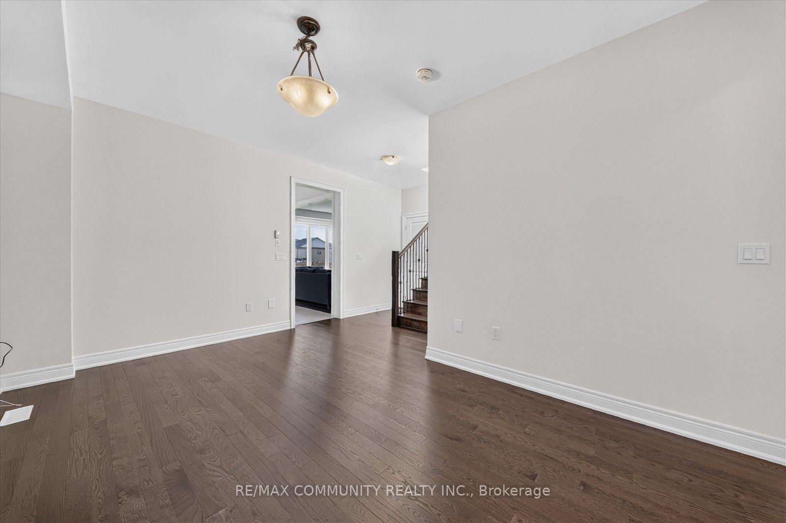 Photo 9 of 19 Rogerson Street, Clarington, Newcastle — HOMEH