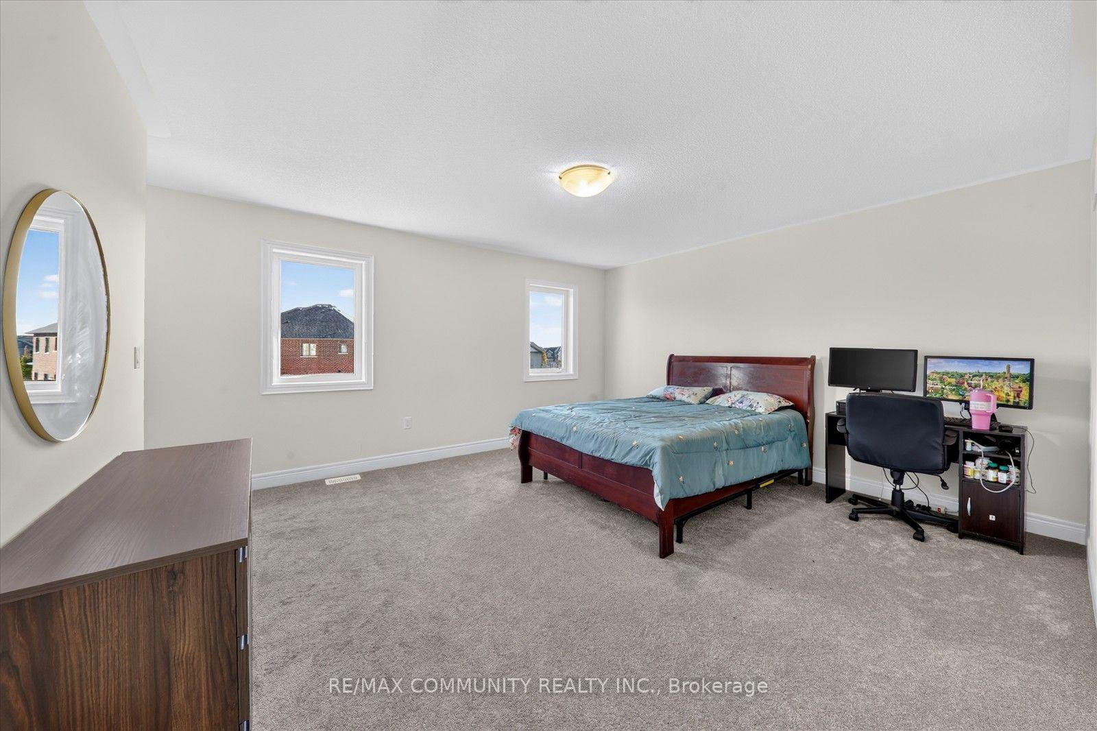 Photo 24 of 19 Rogerson Street, Clarington, Newcastle — HOMEH