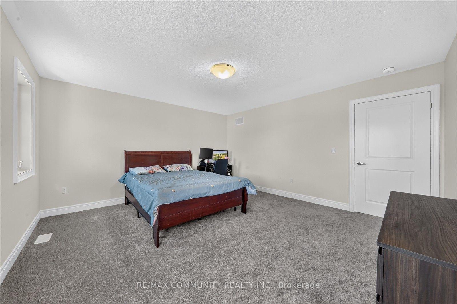 Photo 26 of 19 Rogerson Street, Clarington, Newcastle — HOMEH