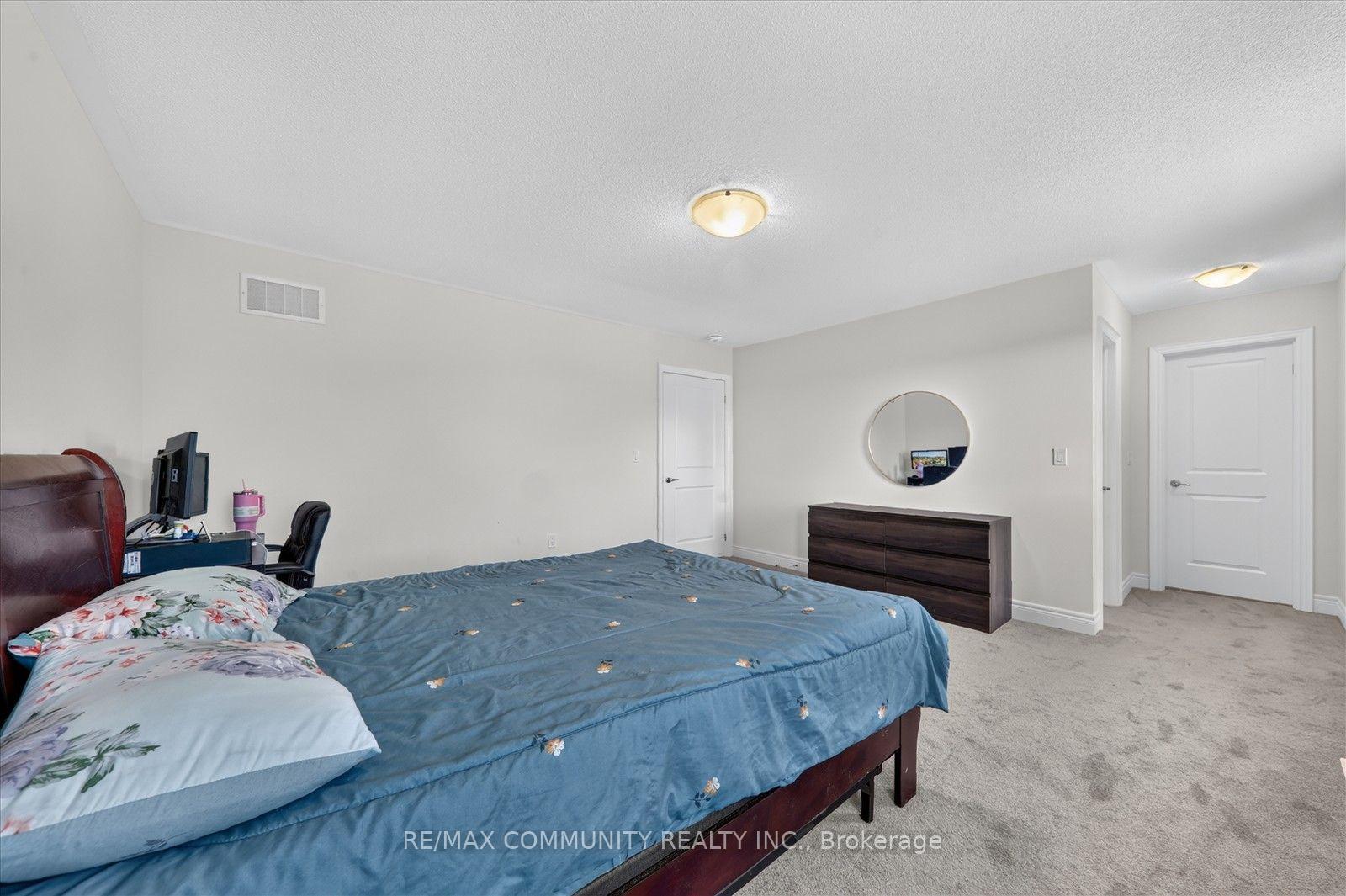 Photo 27 of 19 Rogerson Street, Clarington, Newcastle — HOMEH