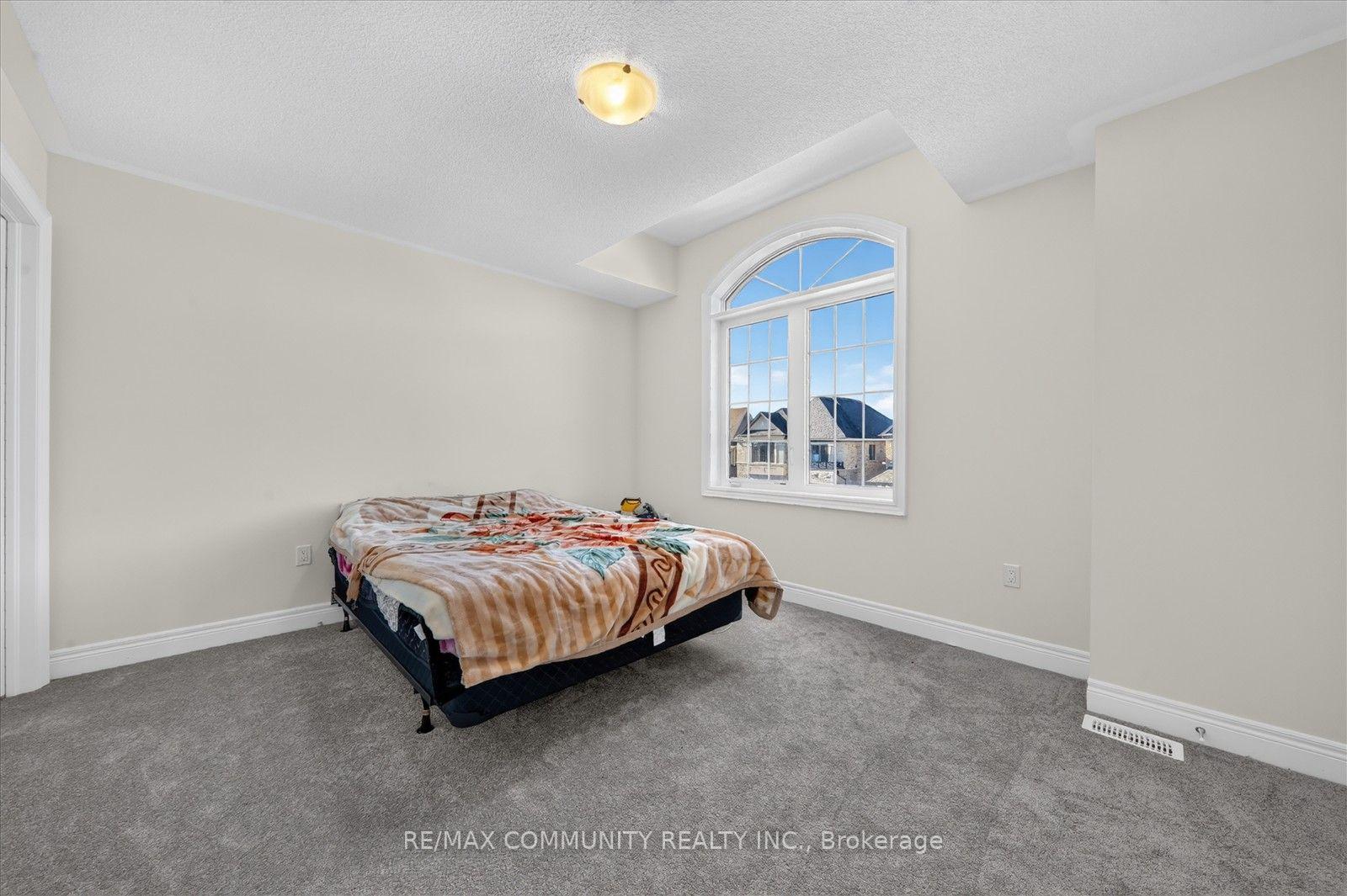 Photo 32 of 19 Rogerson Street, Clarington, Newcastle — HOMEH