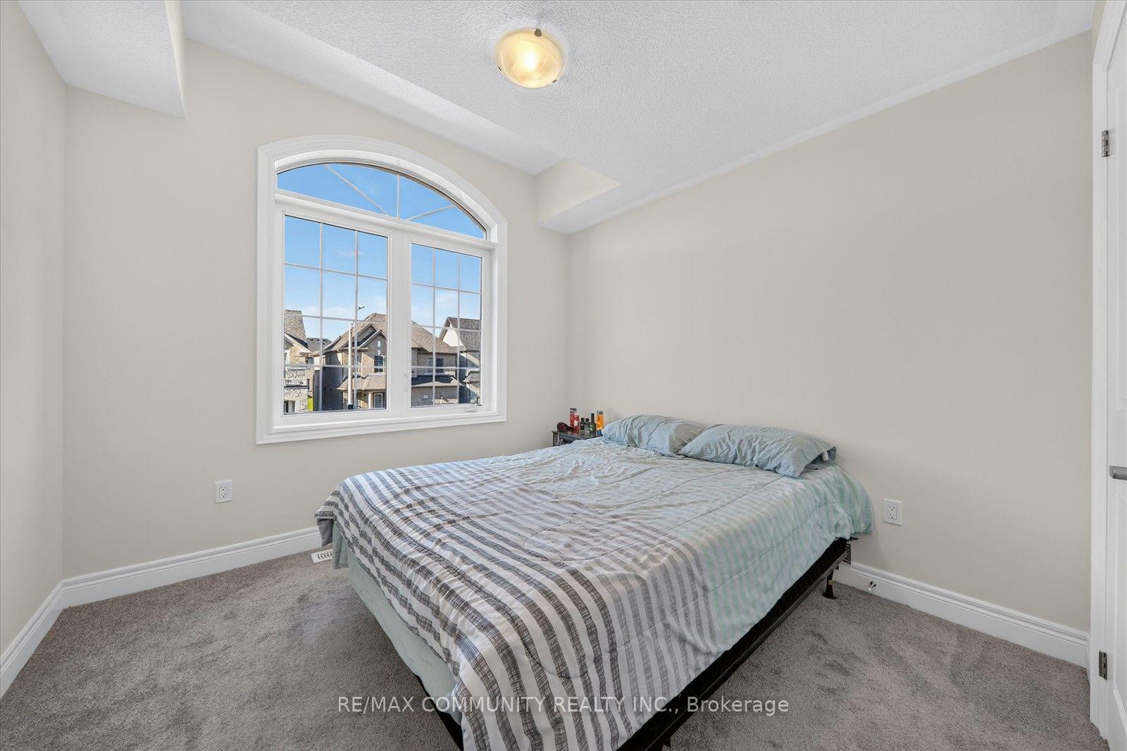 Photo 35 of 19 Rogerson Street, Clarington, Newcastle — HOMEH