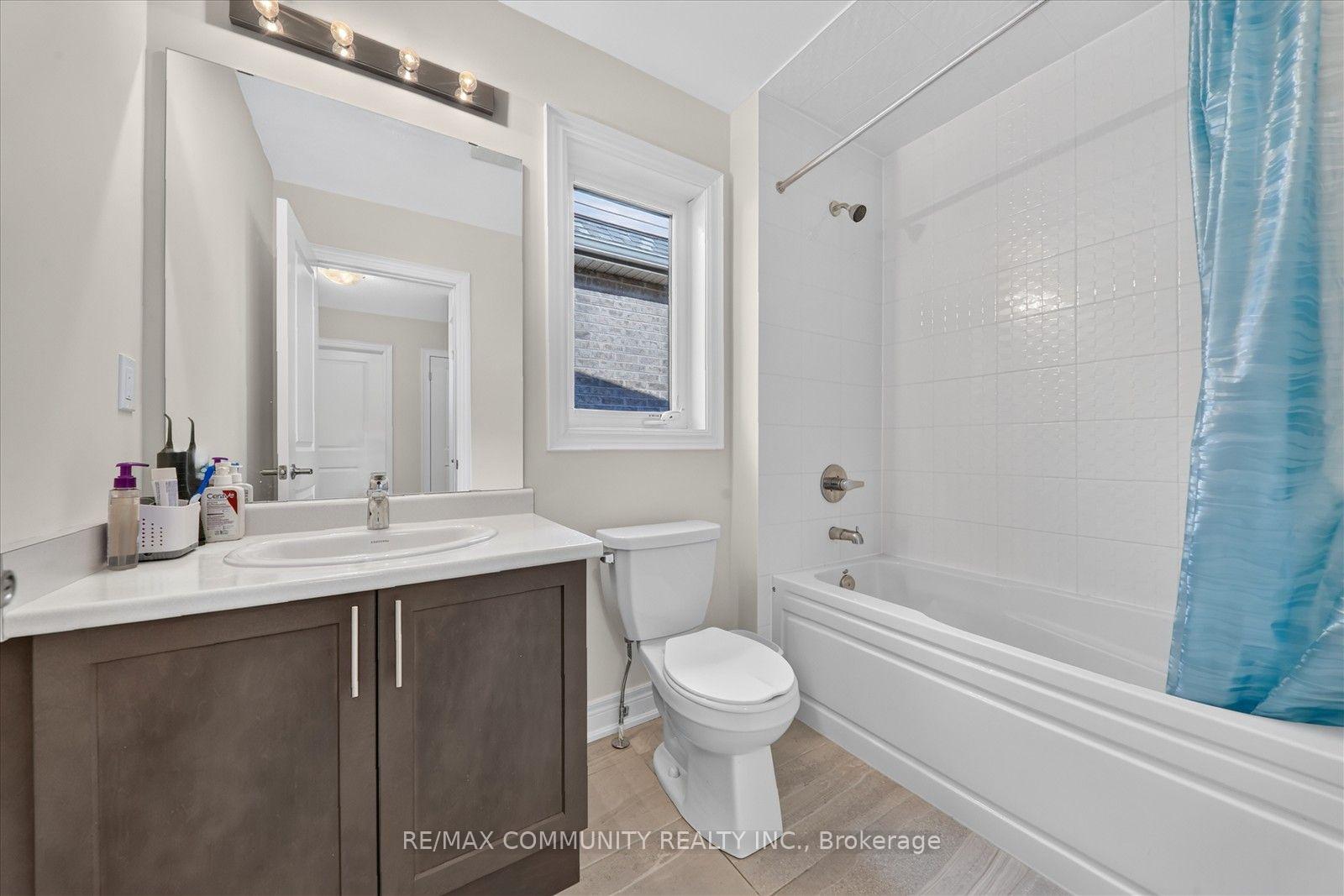 Photo 37 of 19 Rogerson Street, Clarington, Newcastle — HOMEH