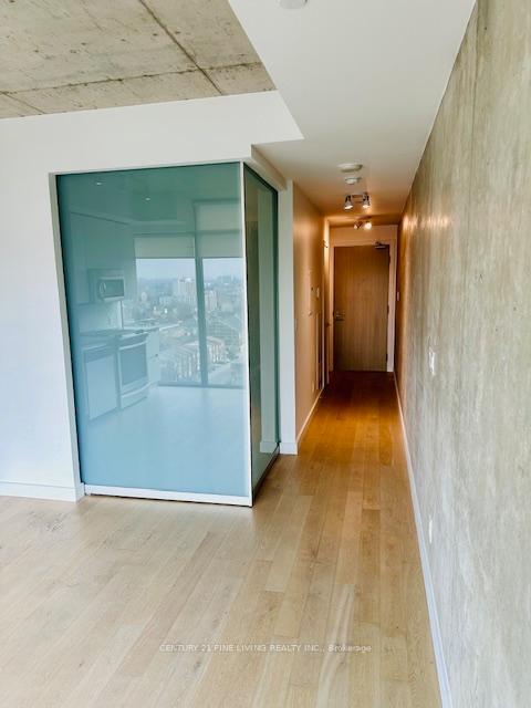 Photo 9 of Unit 1203, 111 Bathurst Street, Toronto, Waterfront Communities — HOMEH