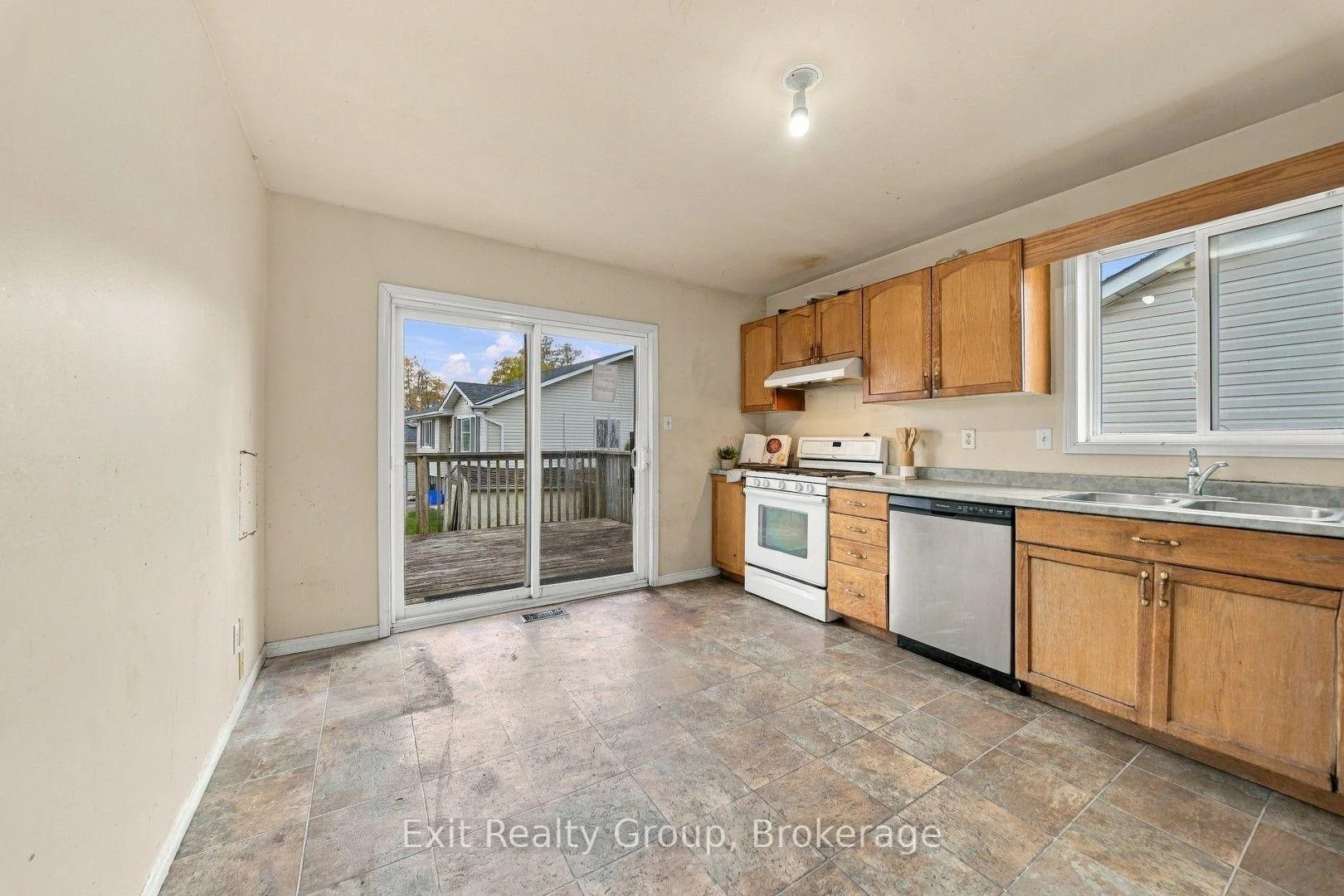 Photo 11 of 14 Butler Lane, Belleville, Belleville Ward — HOMEH
