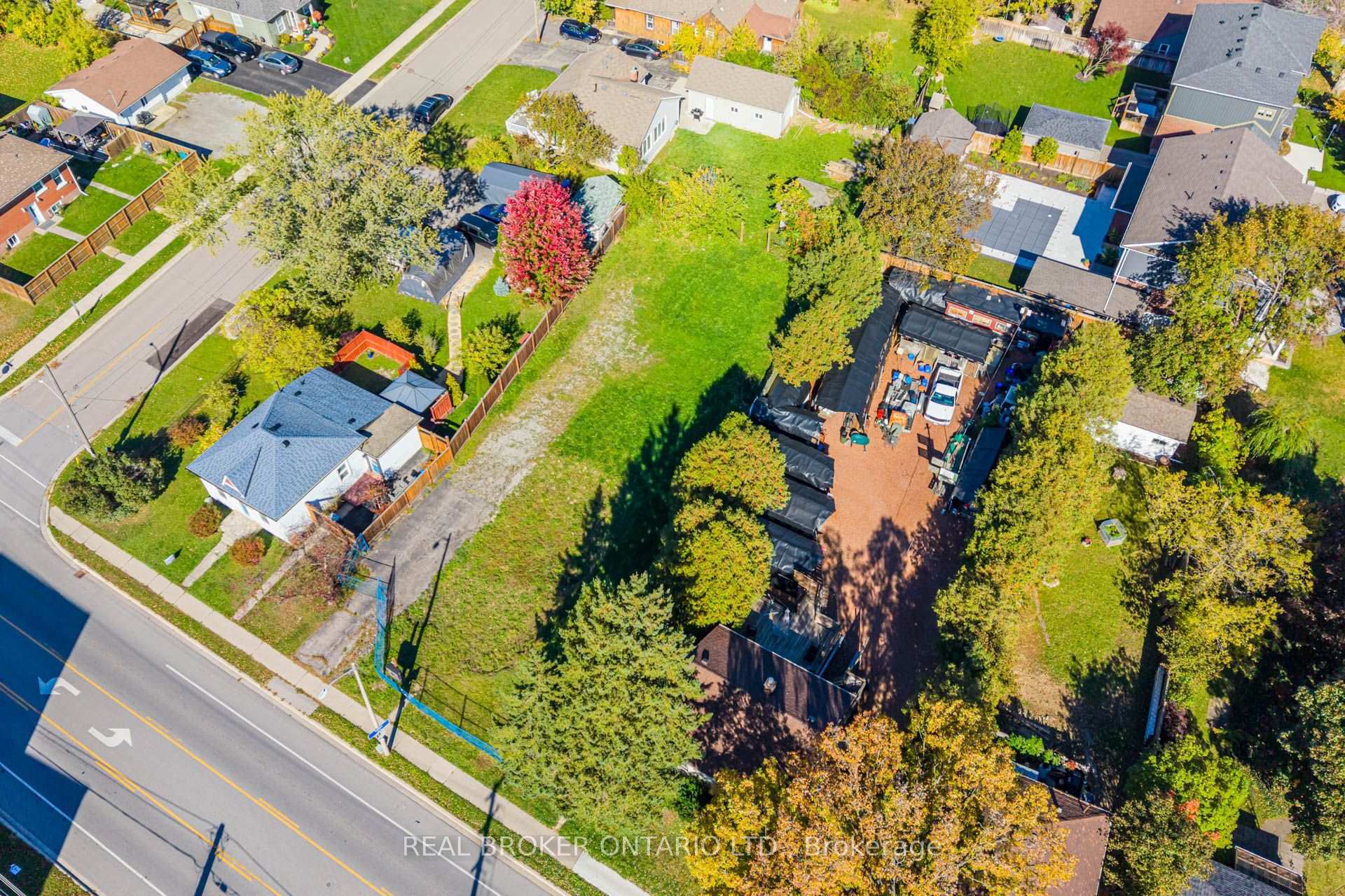 Photo 8 of 159 Bronte Street S, Milton, Old Milton — HOMEH
