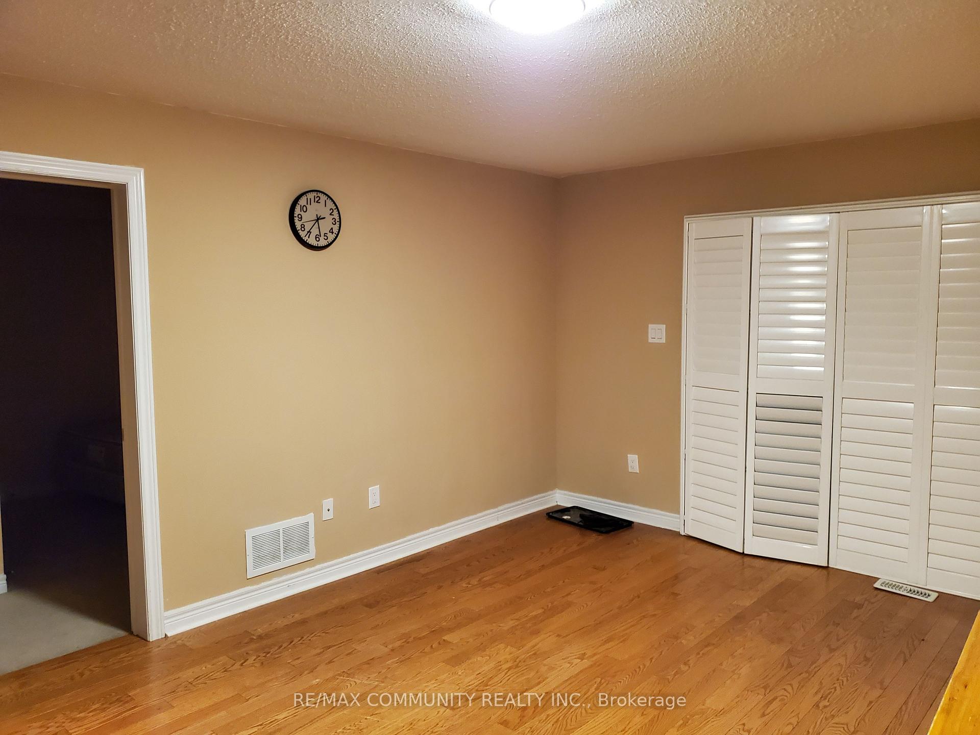 Photo 4 of Unit Back, 115 Oasis Boulevard, Scarborough, Rouge — HOMEH