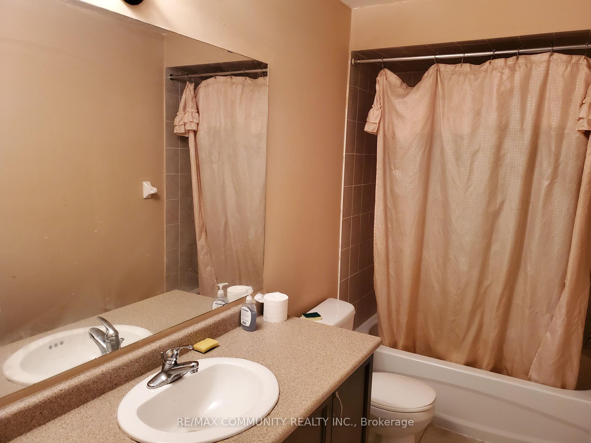 Photo 5 of Unit Back, 115 Oasis Boulevard, Scarborough, Rouge — HOMEH