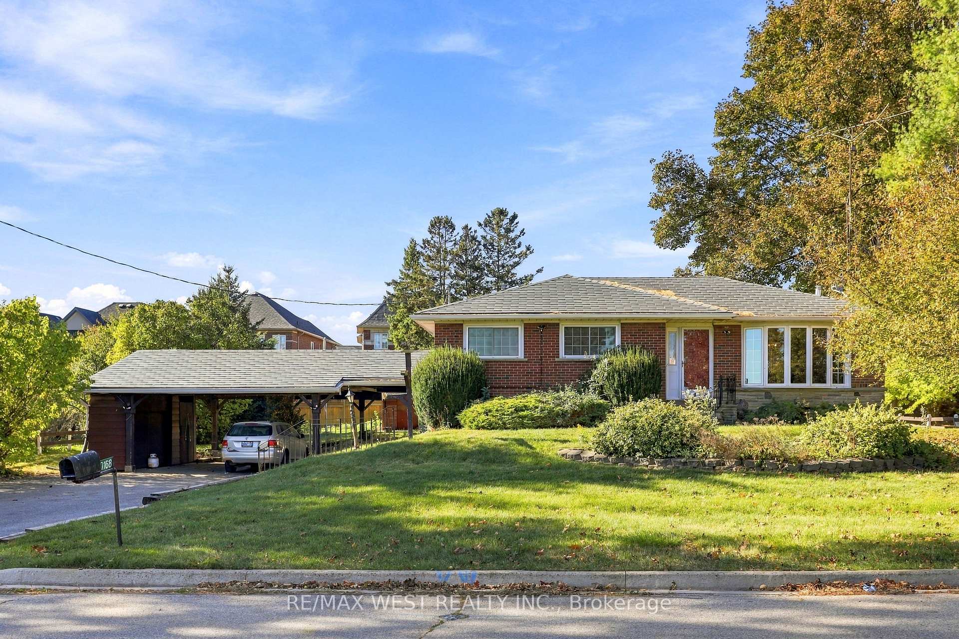 Photo 1 of 10168 Tenth Line, Halton Hills, Georgetown — HOMEH