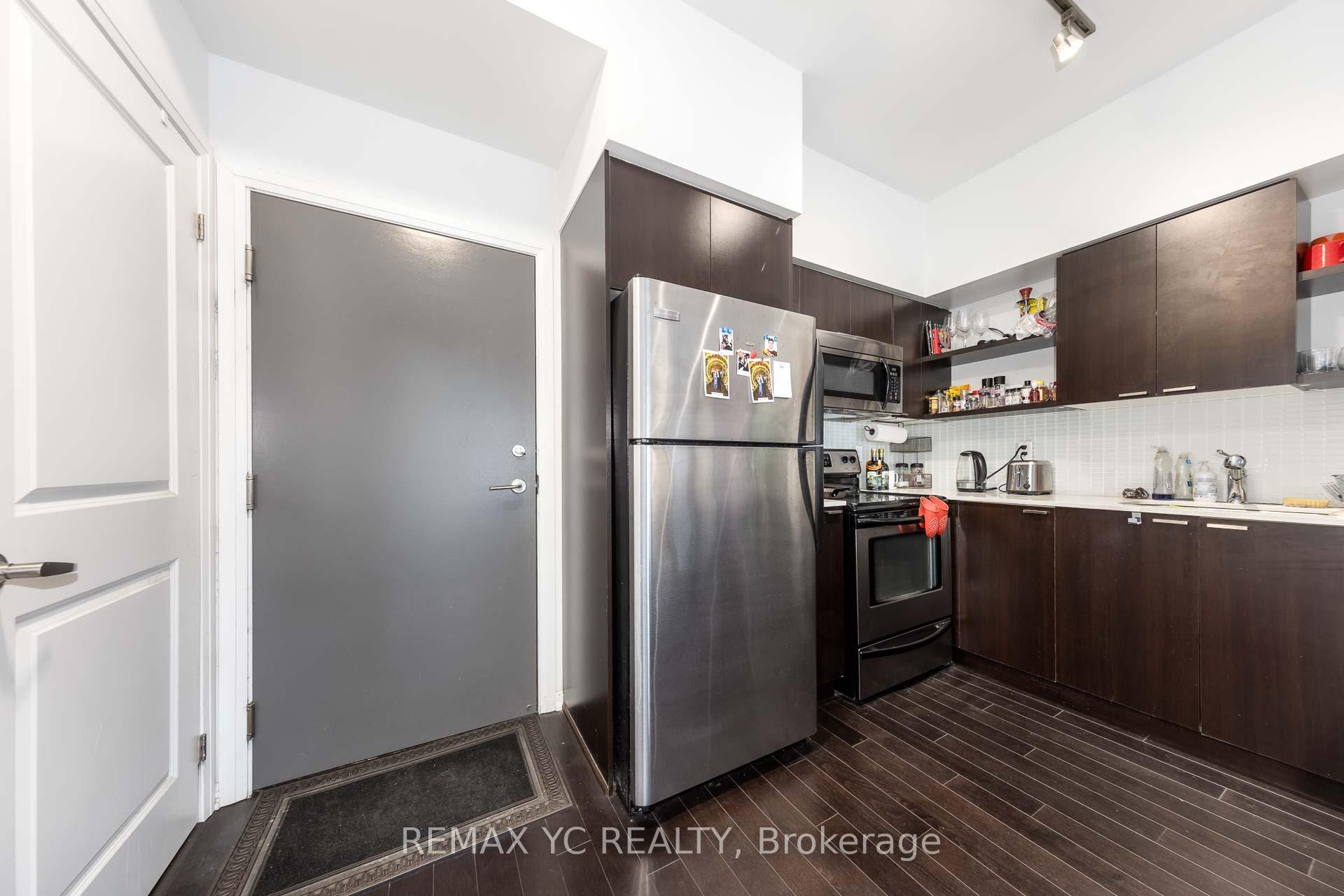 Photo 6 of Unit 1204, 35 Hayden Street, Toronto, Church-Yonge Corridor — HOMEH