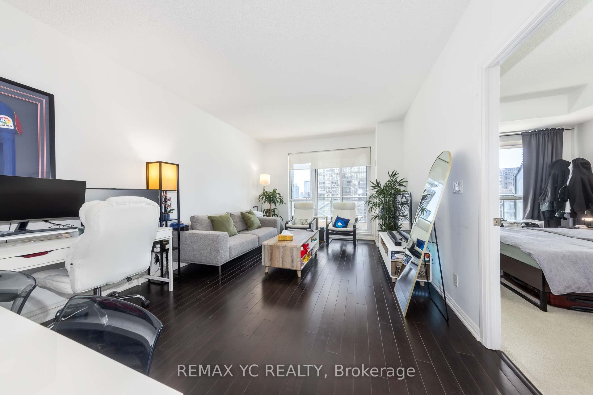 Photo 11 of Unit 1204, 35 Hayden Street, Toronto, Church-Yonge Corridor — HOMEH