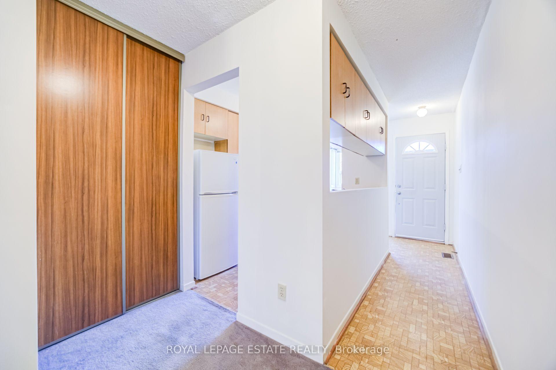 Photo 8 of 73 Spring Forest Square, Scarborough, Agincourt South-Malvern West — HOMEH
