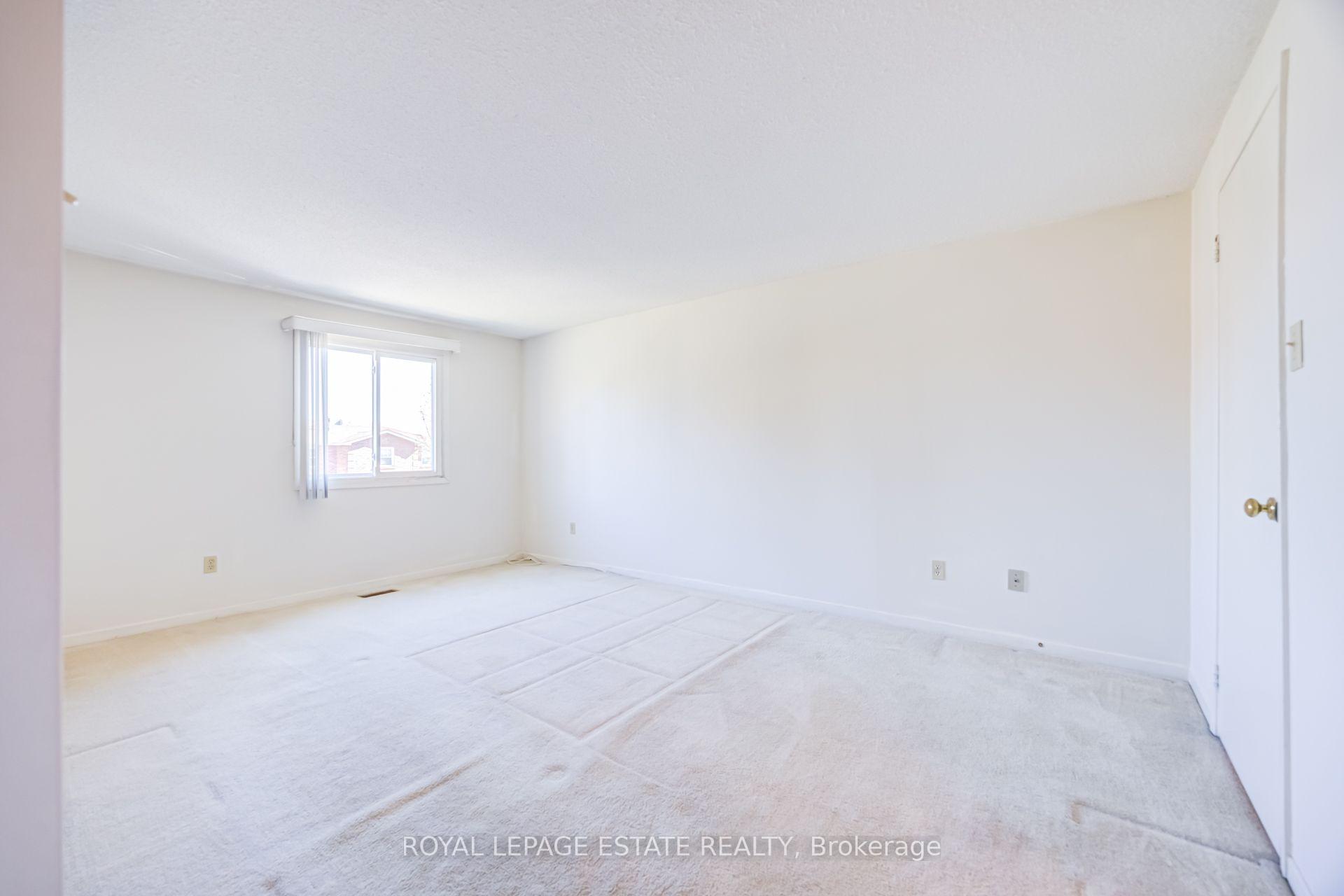 Photo 26 of 73 Spring Forest Square, Scarborough, Agincourt South-Malvern West — HOMEH