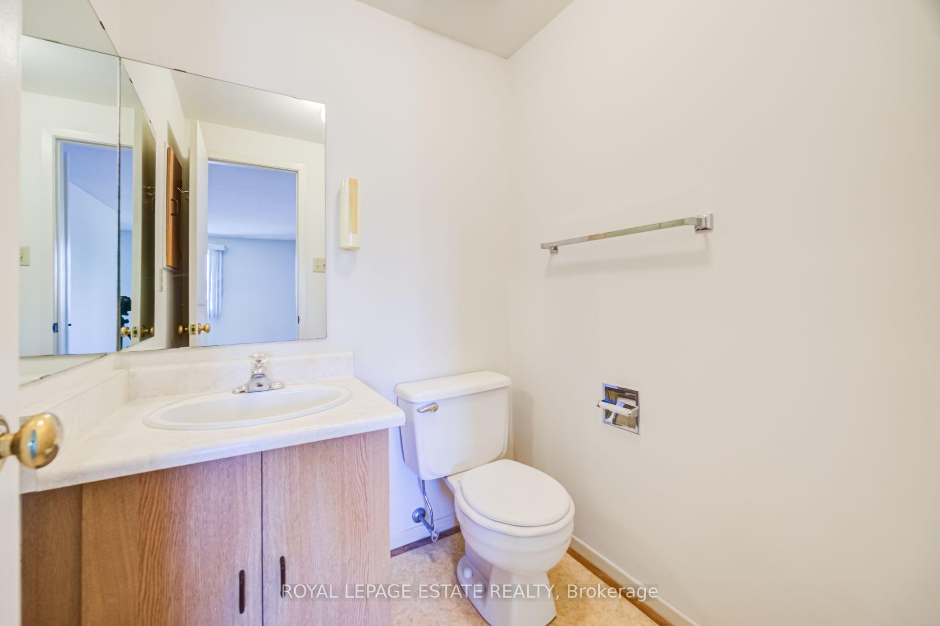 Photo 30 of 73 Spring Forest Square, Scarborough, Agincourt South-Malvern West — HOMEH