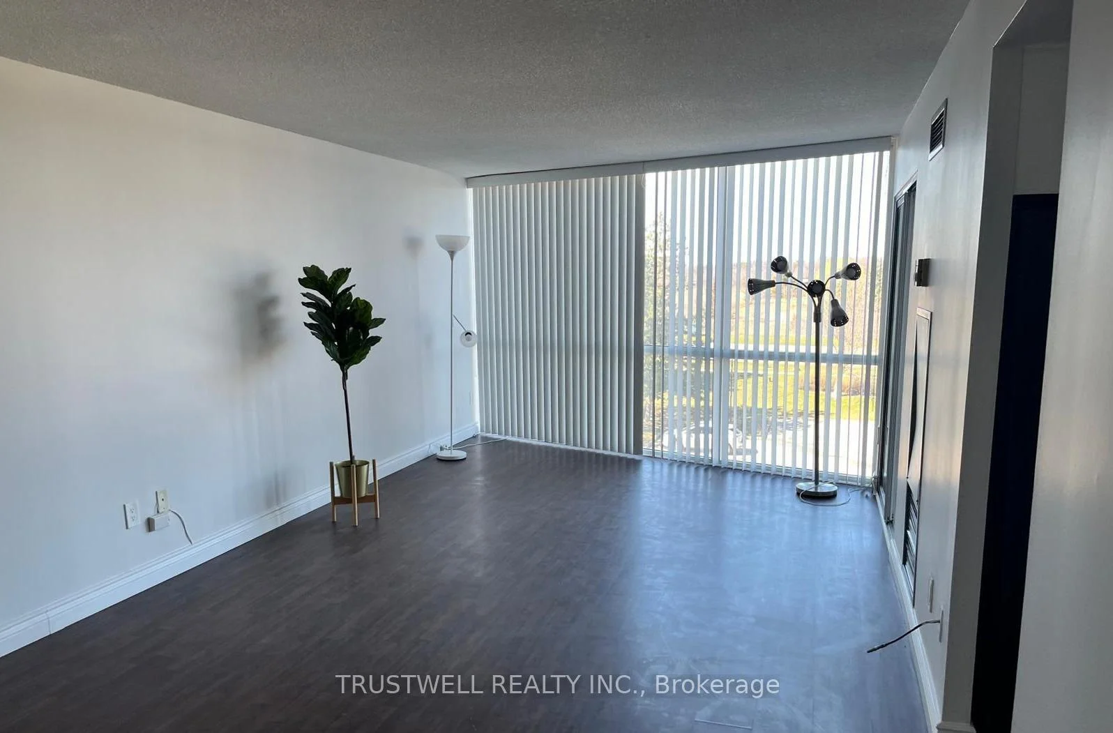 Photo 13 of Unit 1707, 10 Markbrook Lane, Etobicoke, Mount Olive-Silverstone-Jamestown — HOMEH