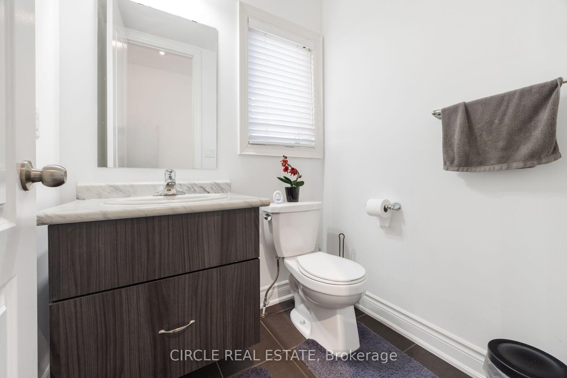 Photo 14 of 13 Lady Evelyn Crescent, Brampton, Bram West — HOMEH