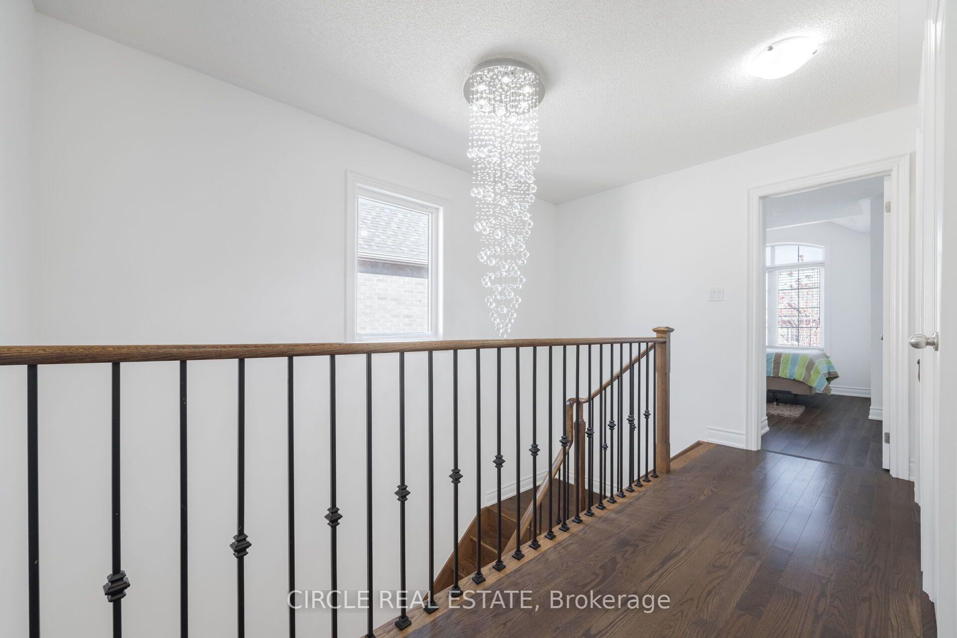 Photo 16 of 13 Lady Evelyn Crescent, Brampton, Bram West — HOMEH