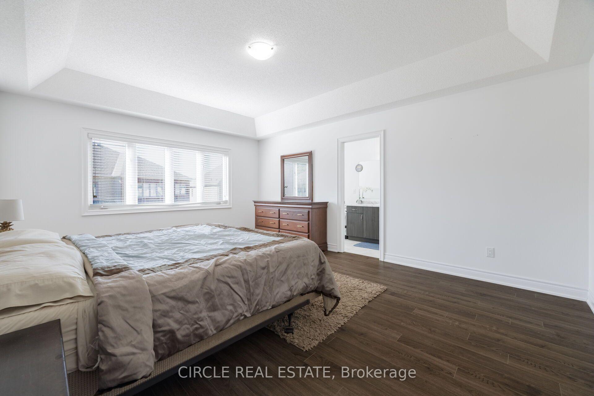 Photo 19 of 13 Lady Evelyn Crescent, Brampton, Bram West — HOMEH