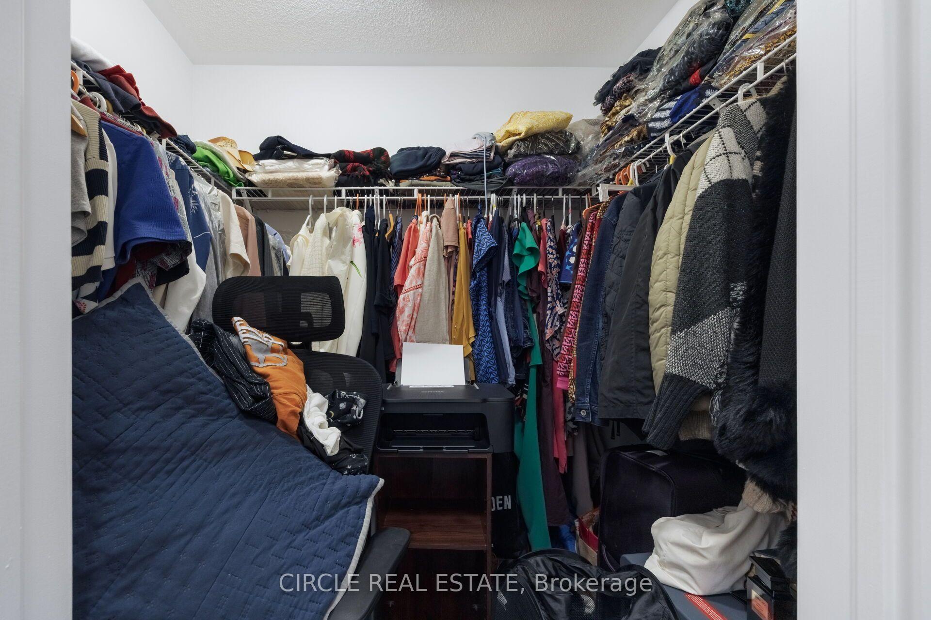 Photo 23 of 13 Lady Evelyn Crescent, Brampton, Bram West — HOMEH