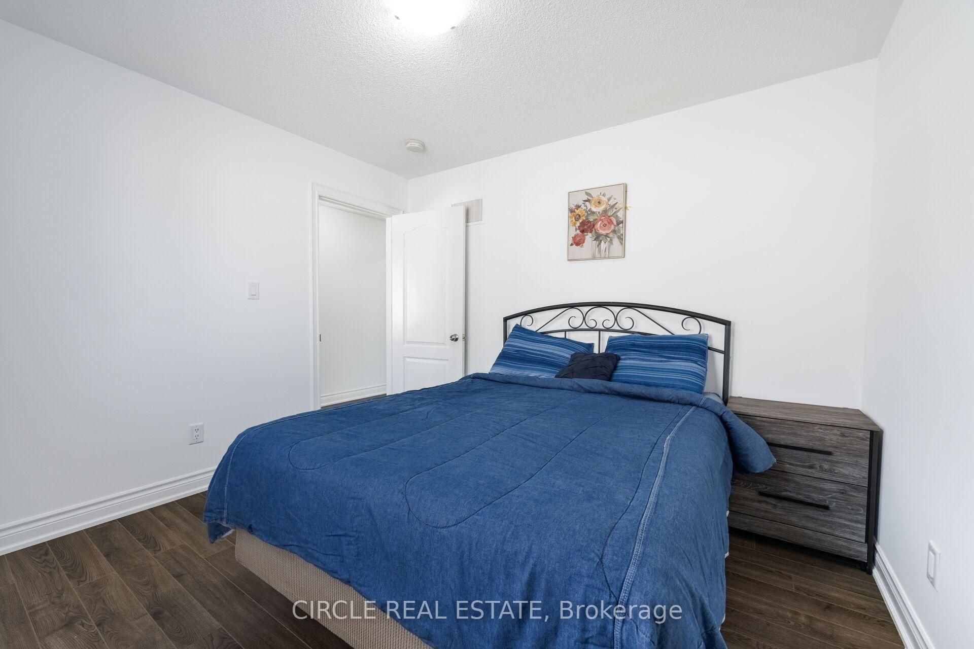 Photo 30 of 13 Lady Evelyn Crescent, Brampton, Bram West — HOMEH