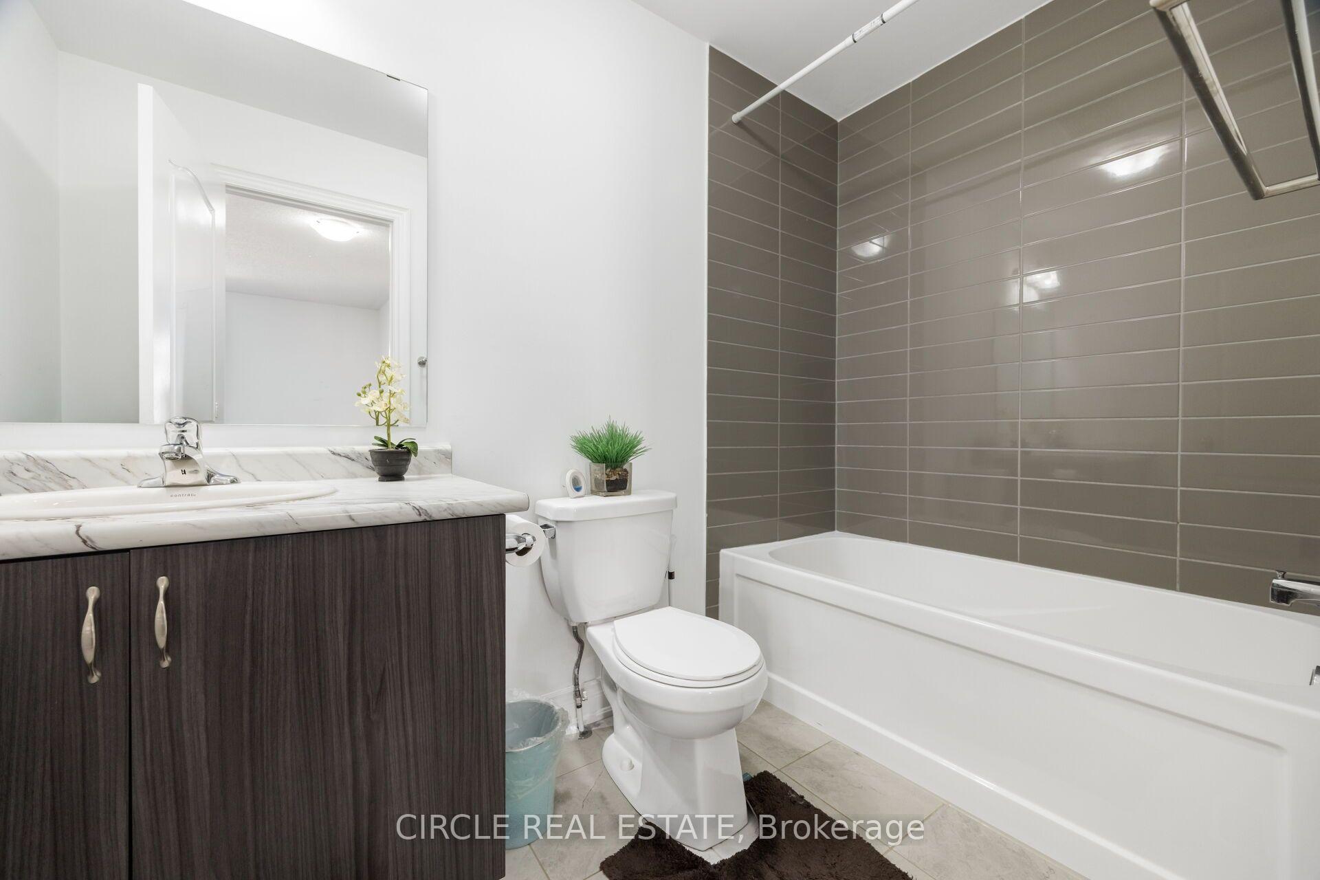 Photo 31 of 13 Lady Evelyn Crescent, Brampton, Bram West — HOMEH