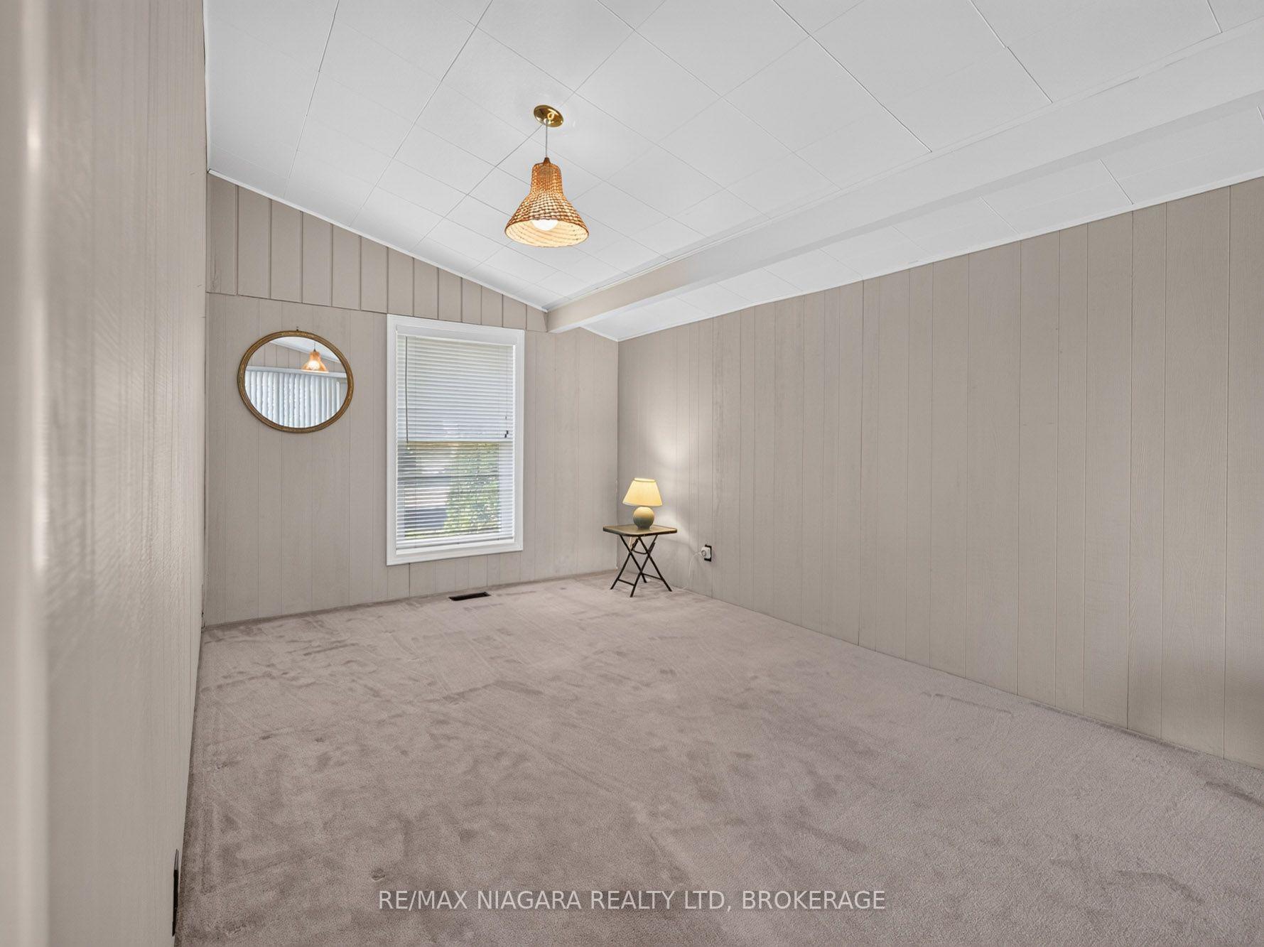 Photo 11 of 4534 Pettit Avenue, Niagara Falls, Morrison — HOMEH