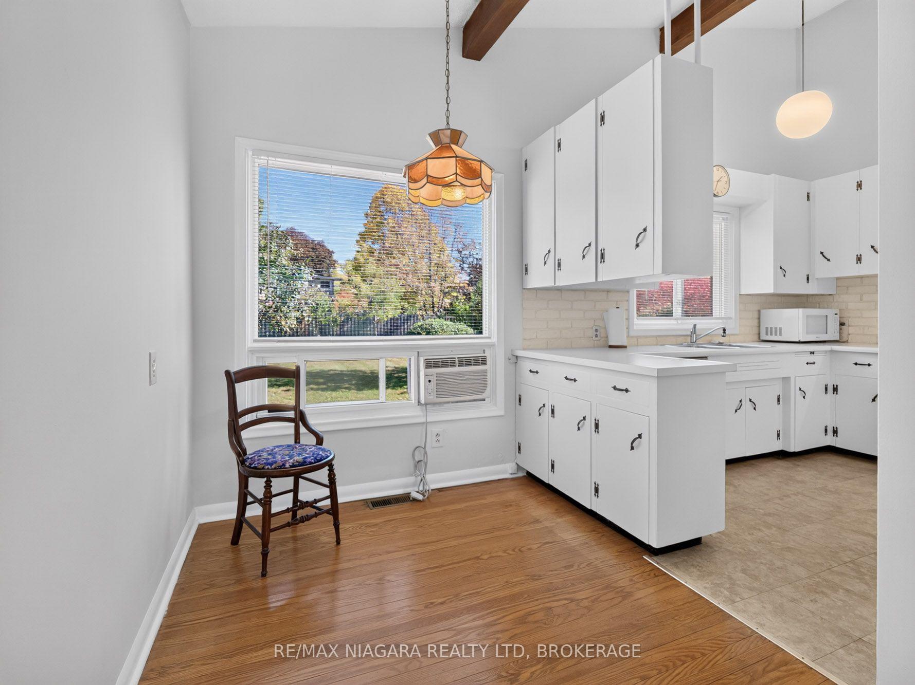 Photo 13 of 4534 Pettit Avenue, Niagara Falls, Morrison — HOMEH