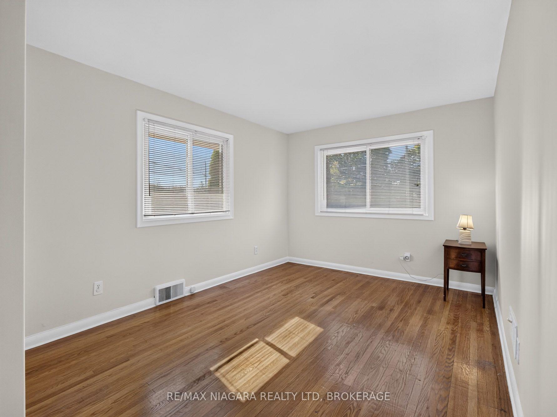 Photo 20 of 4534 Pettit Avenue, Niagara Falls, Morrison — HOMEH