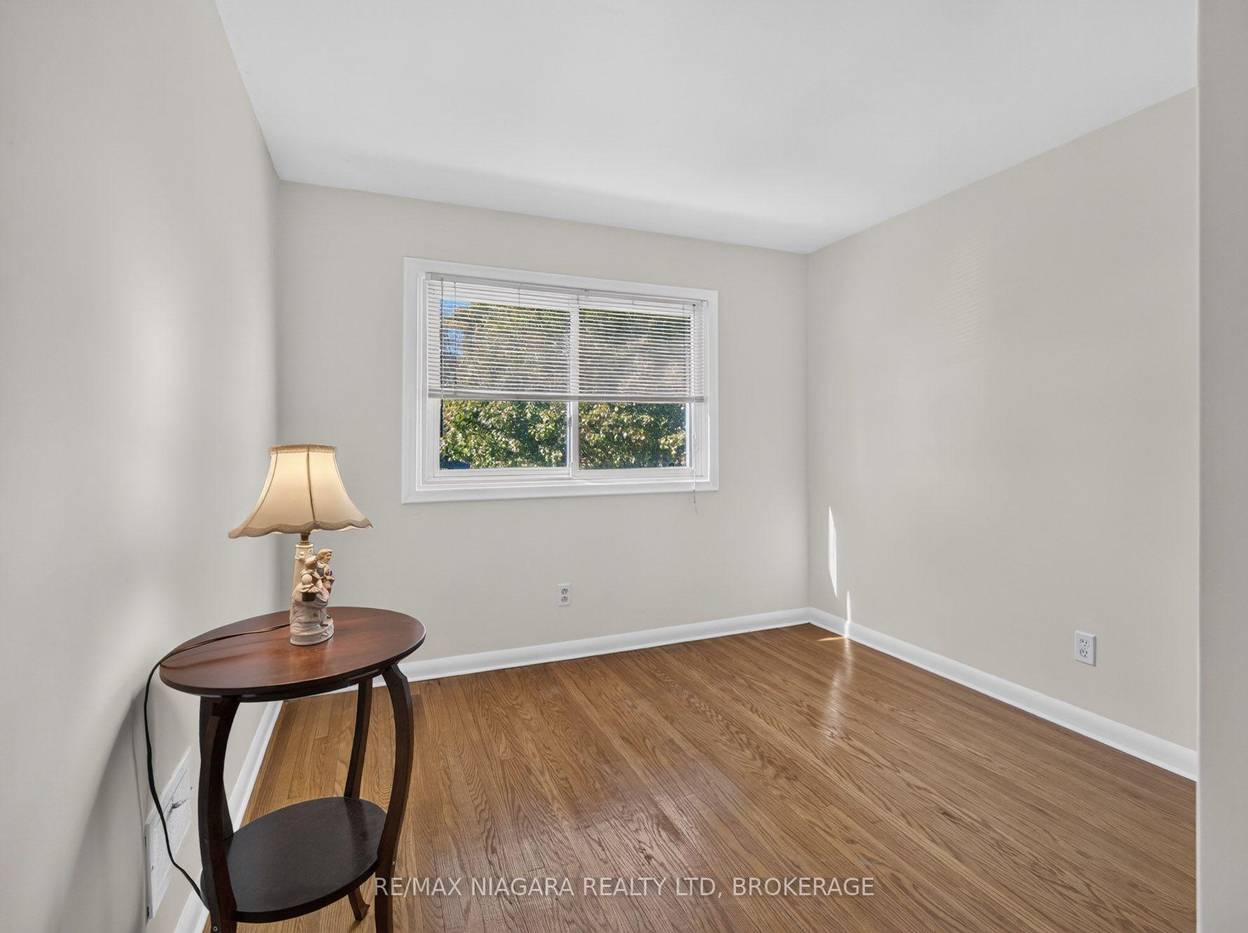 Photo 21 of 4534 Pettit Avenue, Niagara Falls, Morrison — HOMEH