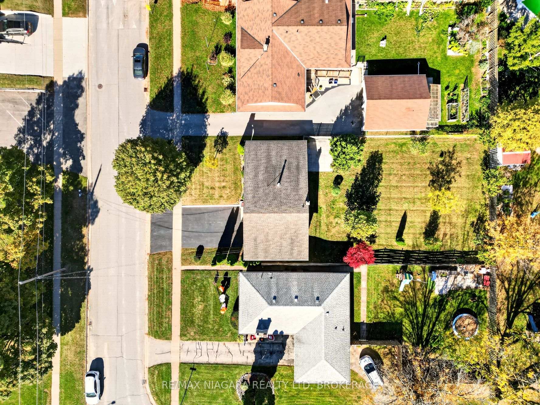 Photo 32 of 4534 Pettit Avenue, Niagara Falls, Morrison — HOMEH