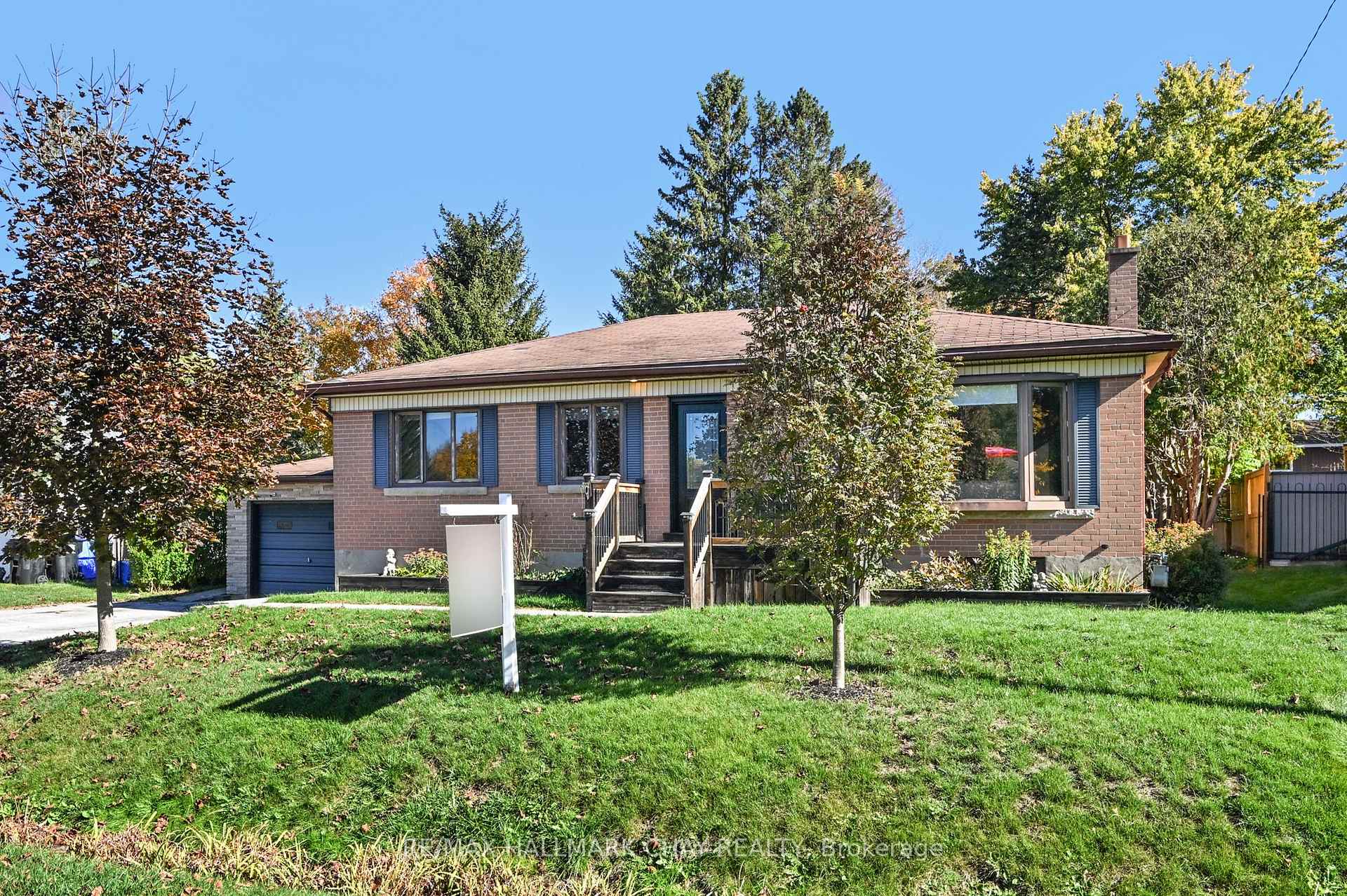 Photo 3 of 51 William Street, New Tecumseth, Alliston — HOMEH