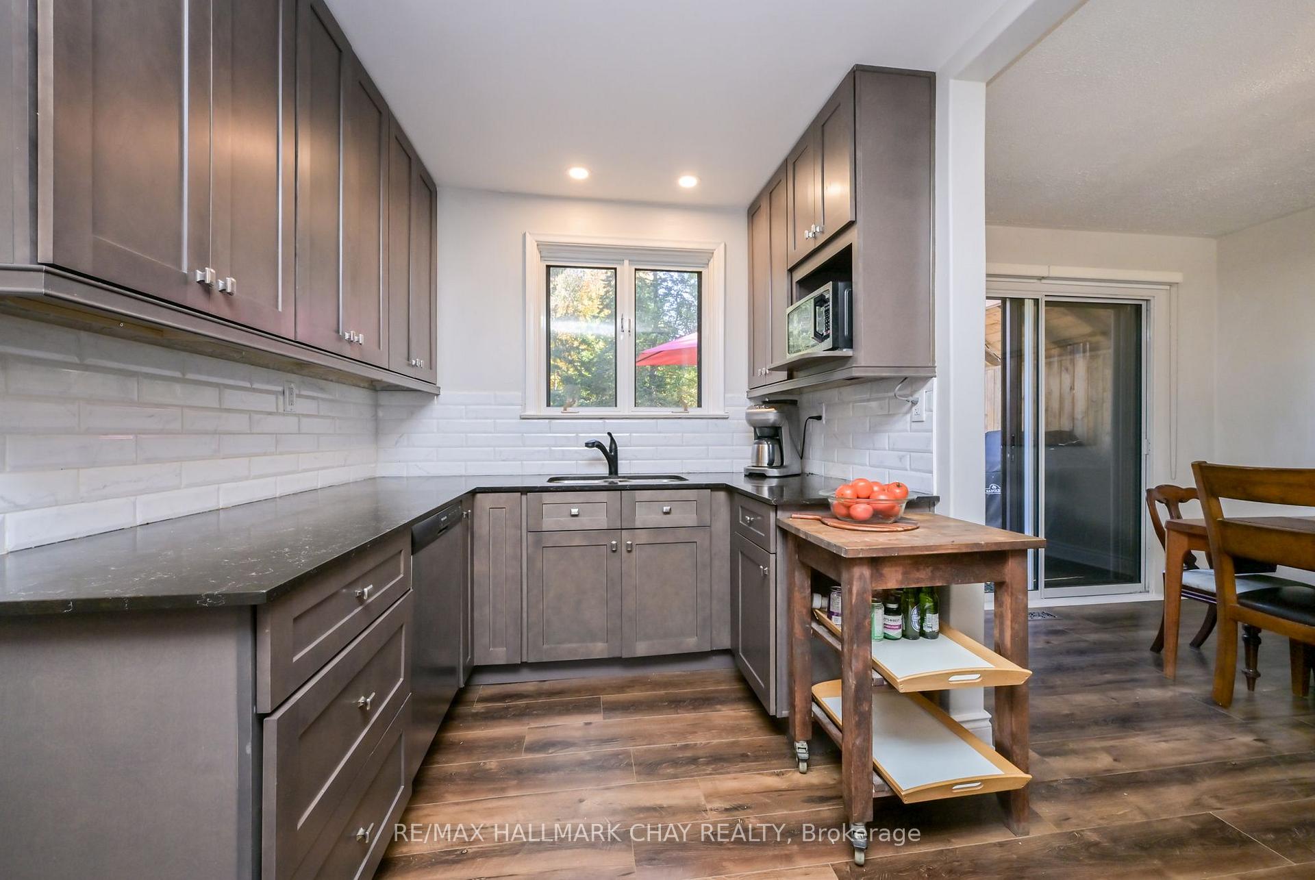 Photo 10 of 51 William Street, New Tecumseth, Alliston — HOMEH