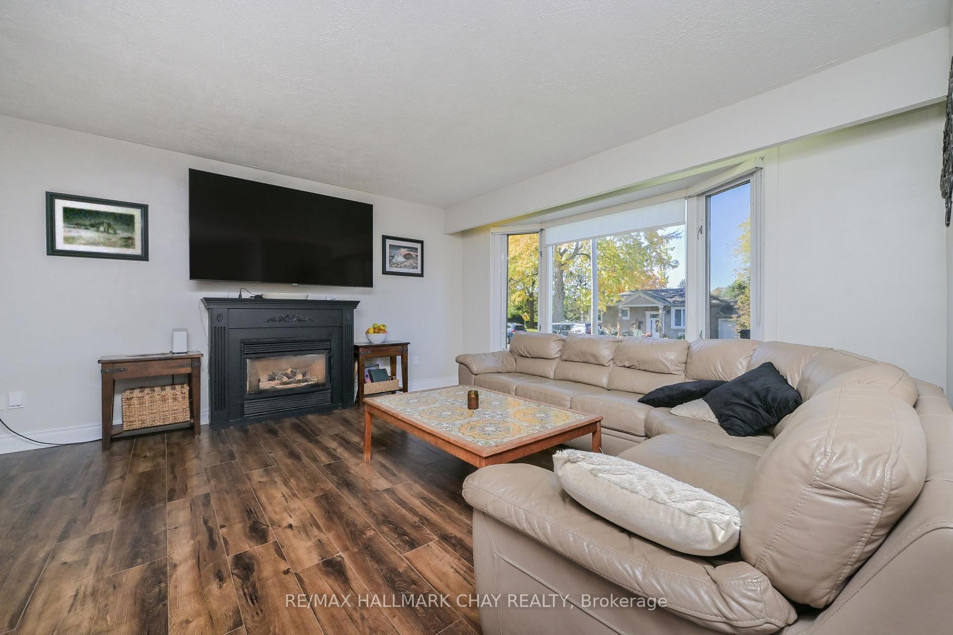 Photo 14 of 51 William Street, New Tecumseth, Alliston — HOMEH