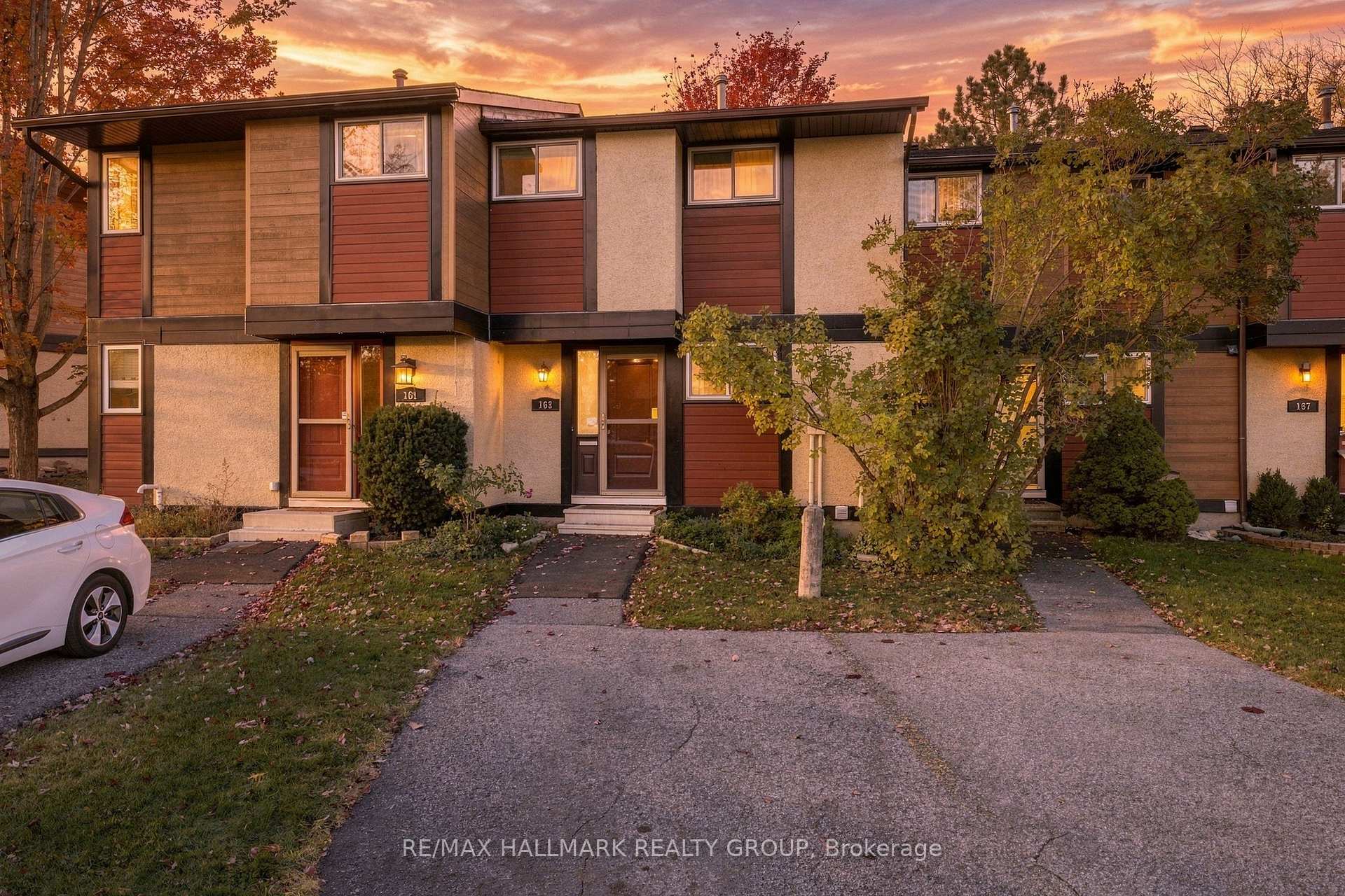 Photo 1 of 163 McClintock Way, Ottawa, Kanata - Katimavik — HOMEH