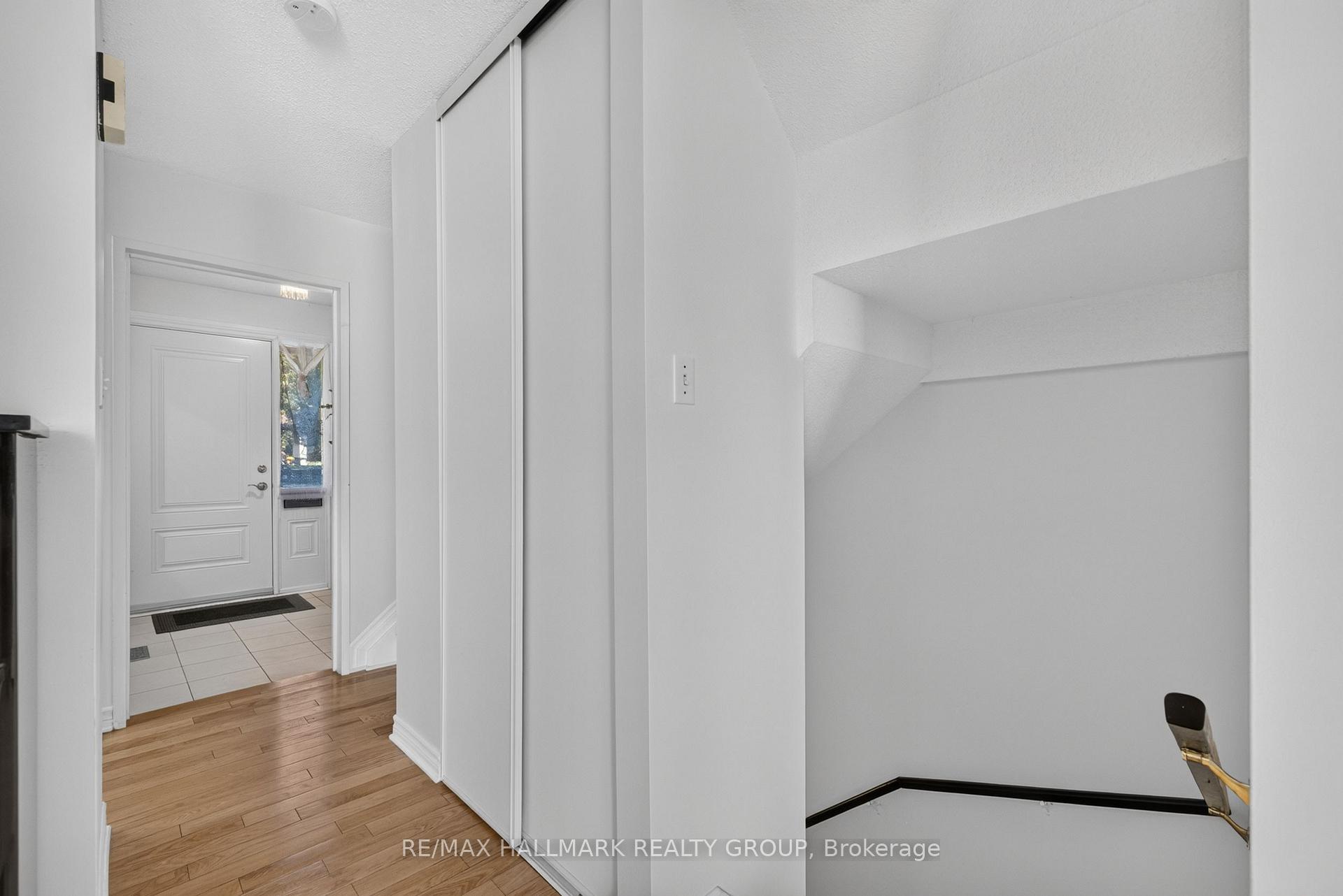 Photo 6 of 163 McClintock Way, Ottawa, Kanata - Katimavik — HOMEH