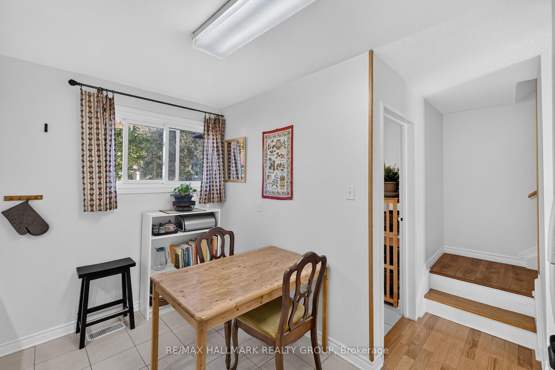 Photo 22 of 163 McClintock Way, Ottawa, Kanata - Katimavik — HOMEH