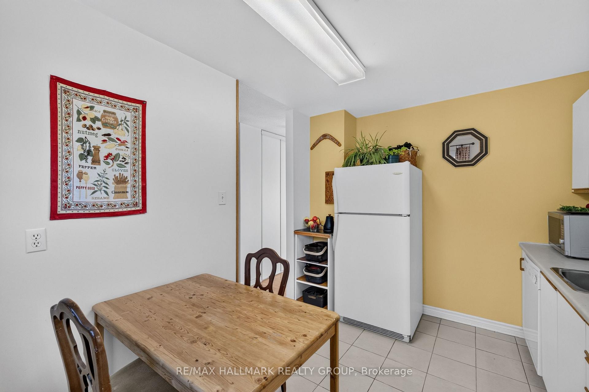 Photo 24 of 163 McClintock Way, Ottawa, Kanata - Katimavik — HOMEH