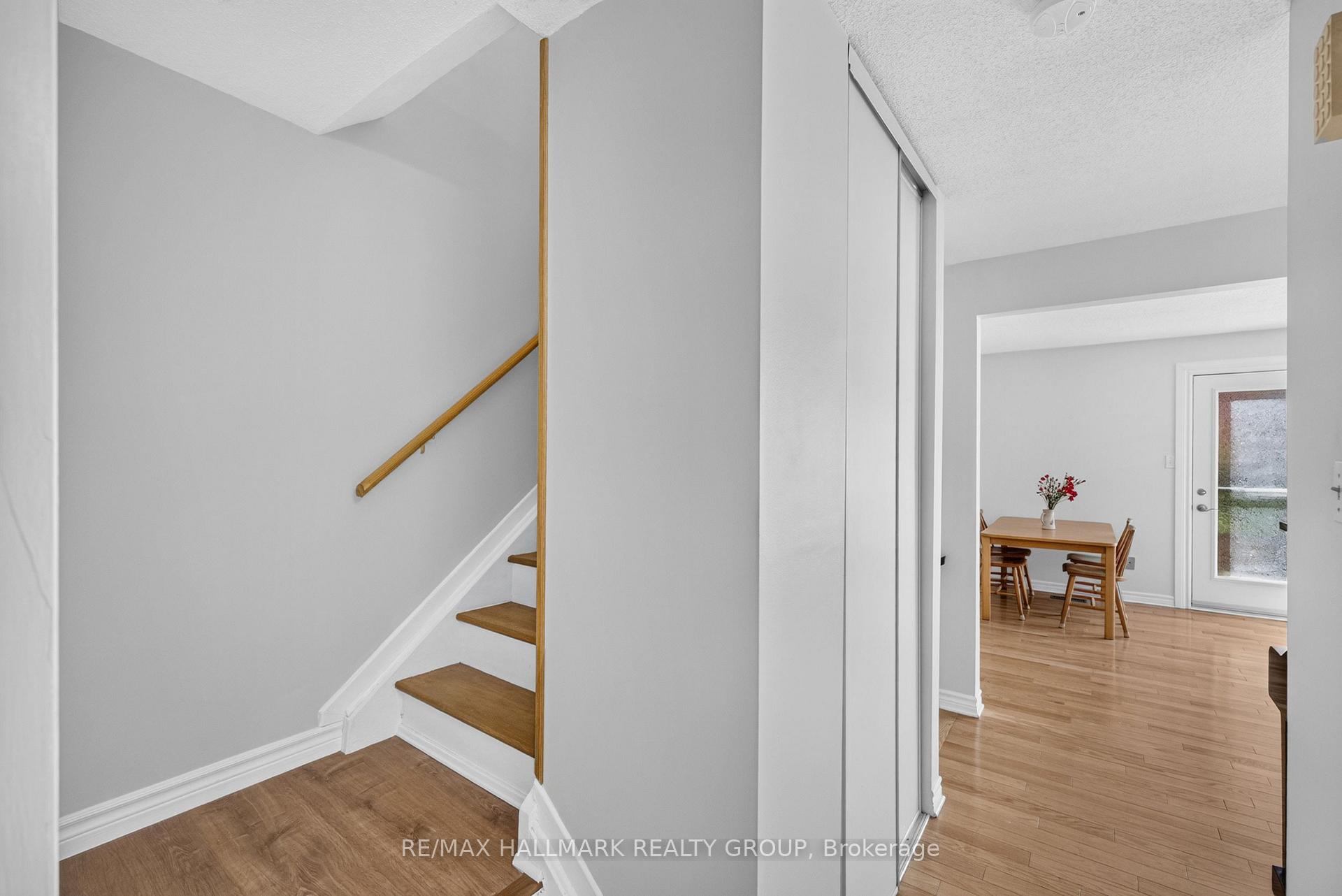 Photo 26 of 163 McClintock Way, Ottawa, Kanata - Katimavik — HOMEH