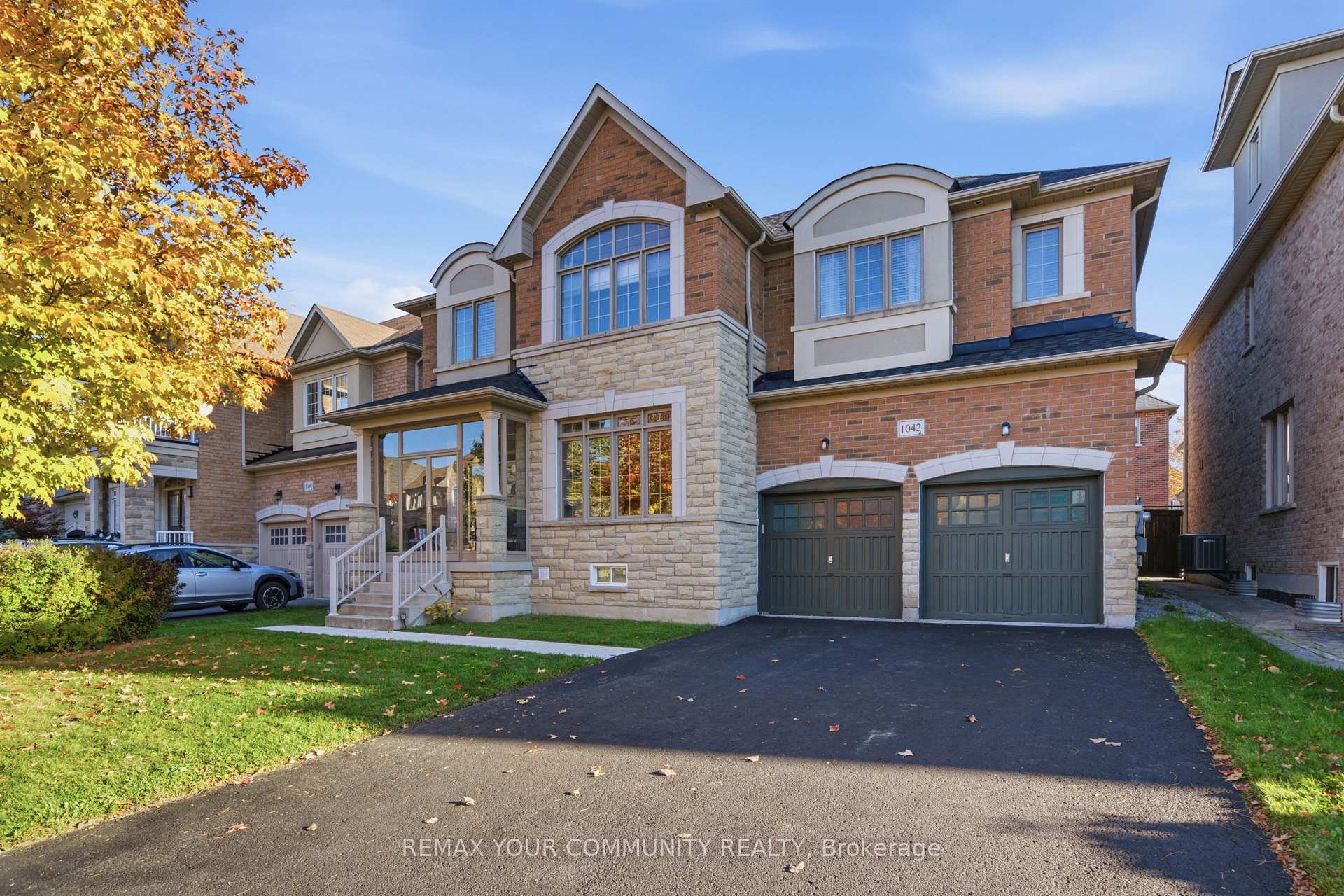 Photo 6 of 1042 Wilbur Pipher Circle, Newmarket, Stonehaven-Wyndham — HOMEH