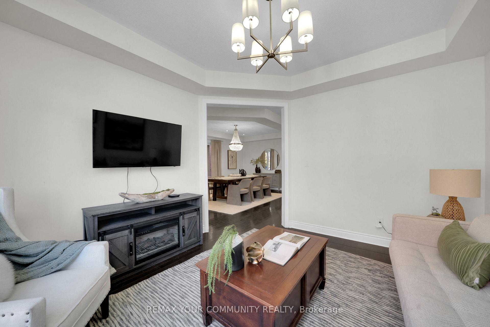 Photo 12 of 1042 Wilbur Pipher Circle, Newmarket, Stonehaven-Wyndham — HOMEH