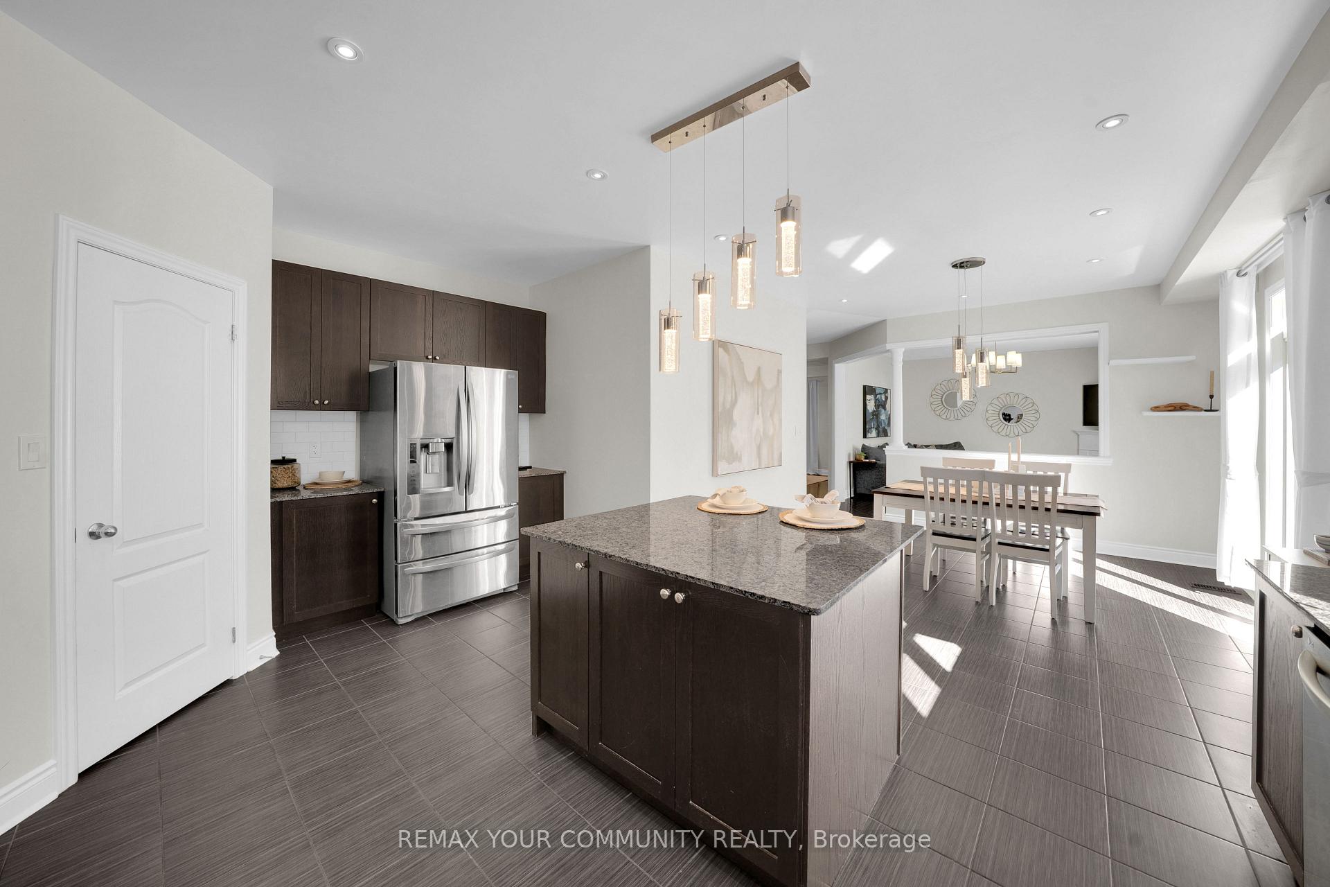 Photo 16 of 1042 Wilbur Pipher Circle, Newmarket, Stonehaven-Wyndham — HOMEH