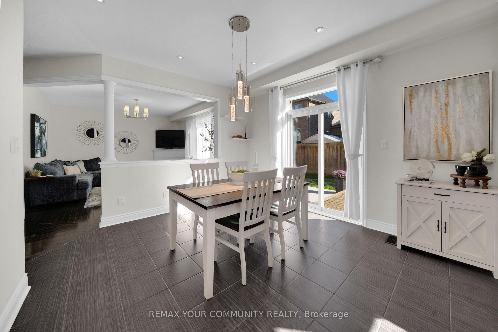 Photo 19 of 1042 Wilbur Pipher Circle, Newmarket, Stonehaven-Wyndham — HOMEH