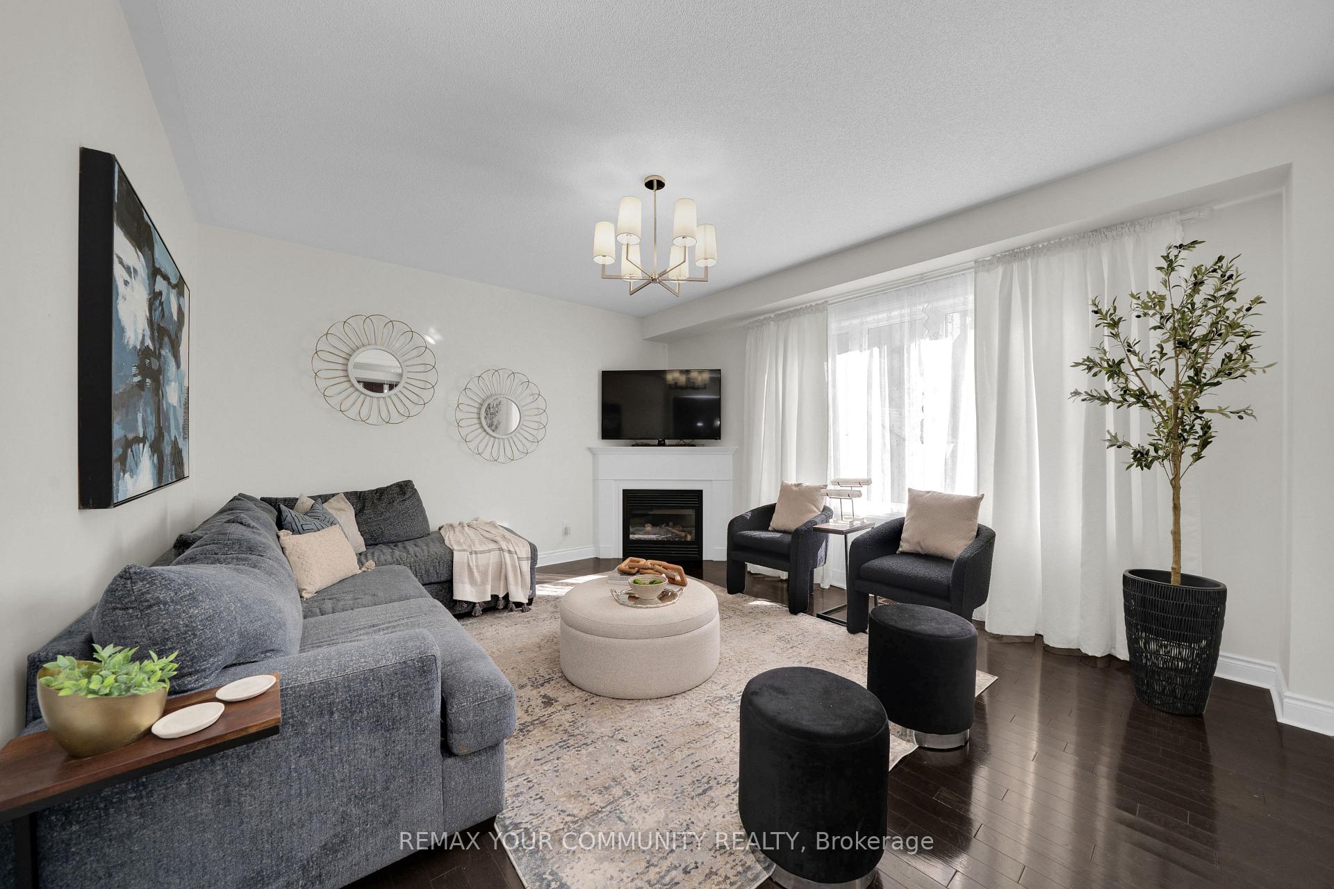Photo 20 of 1042 Wilbur Pipher Circle, Newmarket, Stonehaven-Wyndham — HOMEH