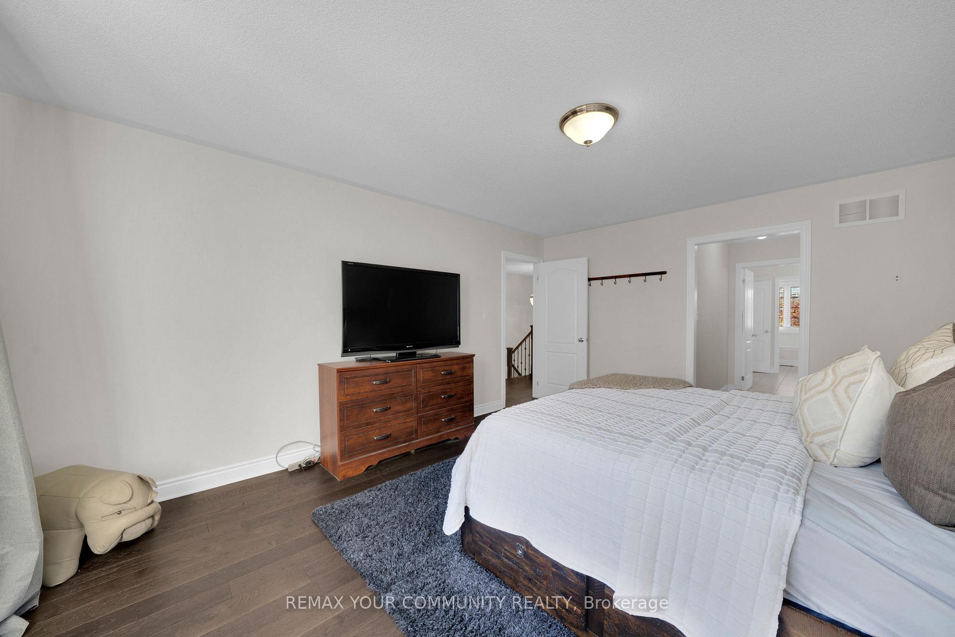 Photo 40 of 1042 Wilbur Pipher Circle, Newmarket, Stonehaven-Wyndham — HOMEH